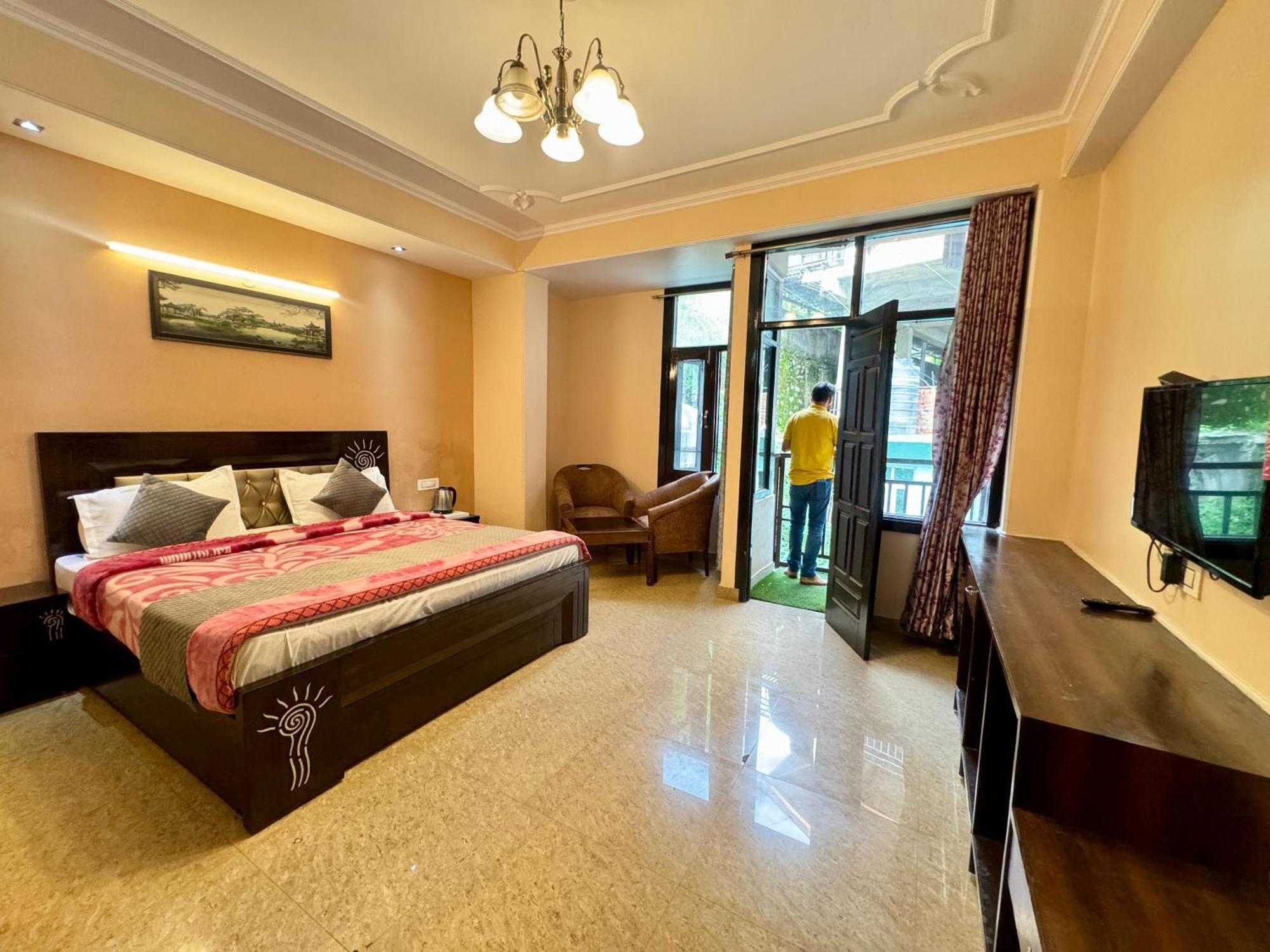 The Royal Moon Shimla