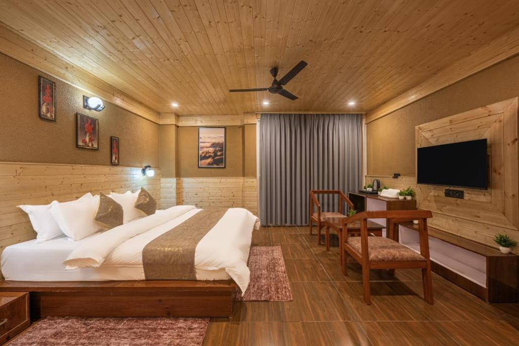 Hotel The Nature Retreat I Vacations I Conference I Mice I Family Events I Kufri By Exotic 3*