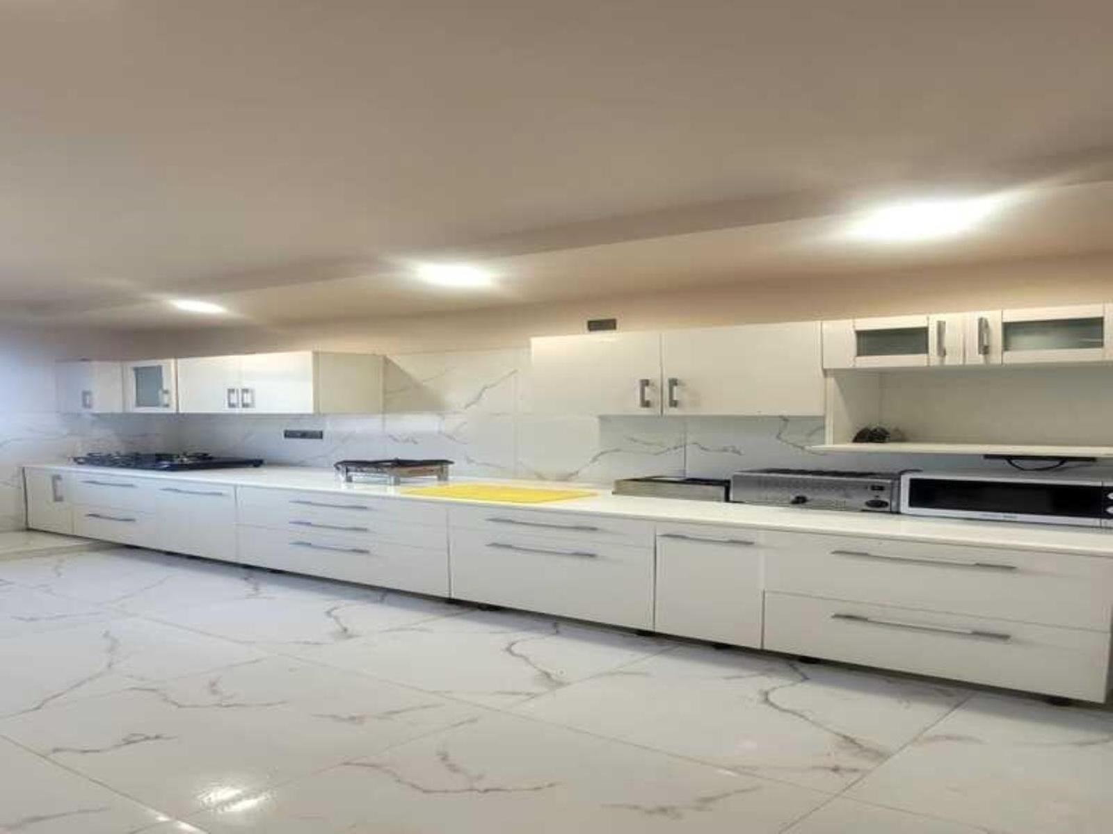Sunday Premium 5 Bhk Mihika, Villa