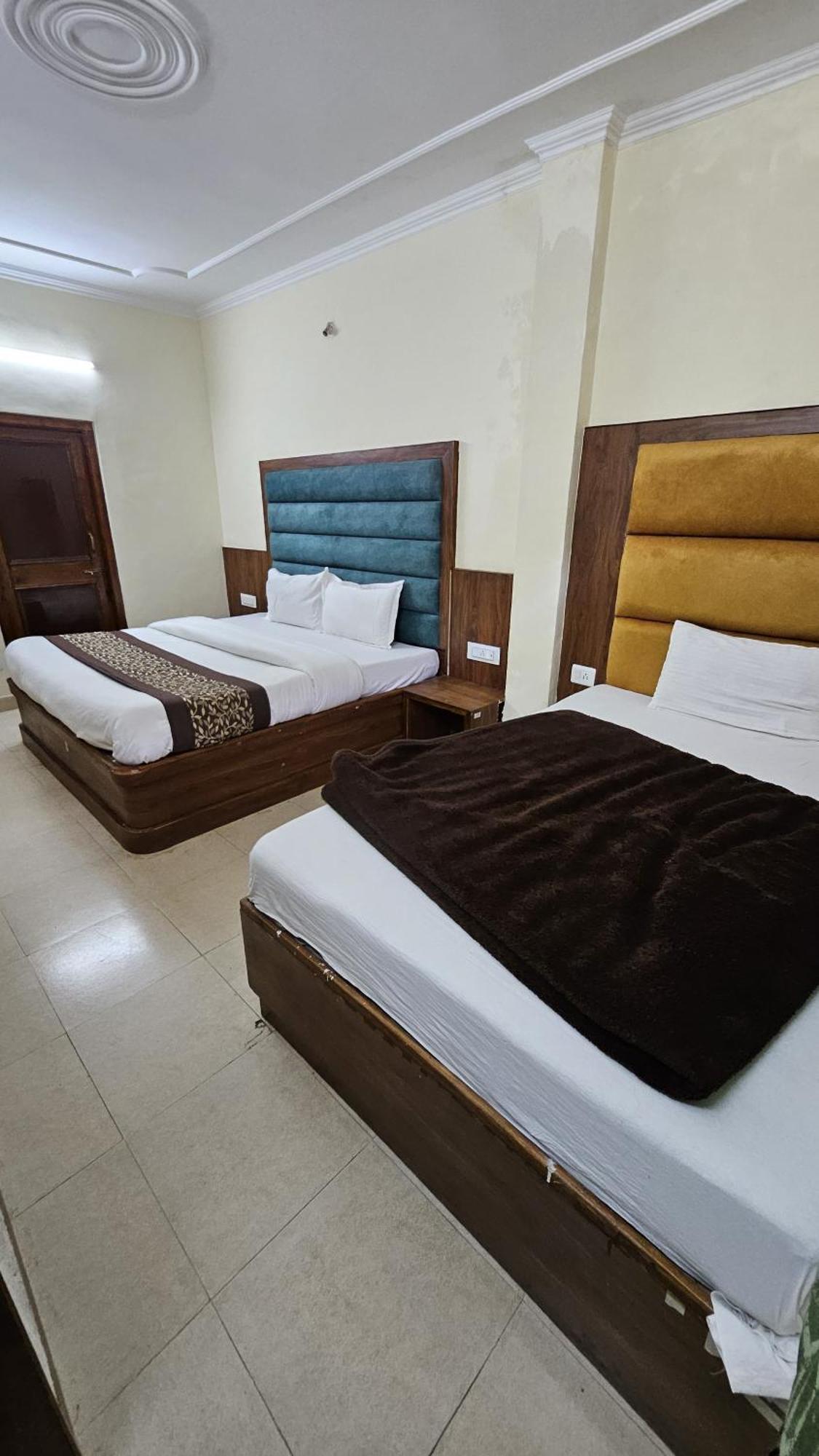 Hotel The New Pankaj-newly Renovated-near Mall Road- Free Pickup From Railway Station 2*