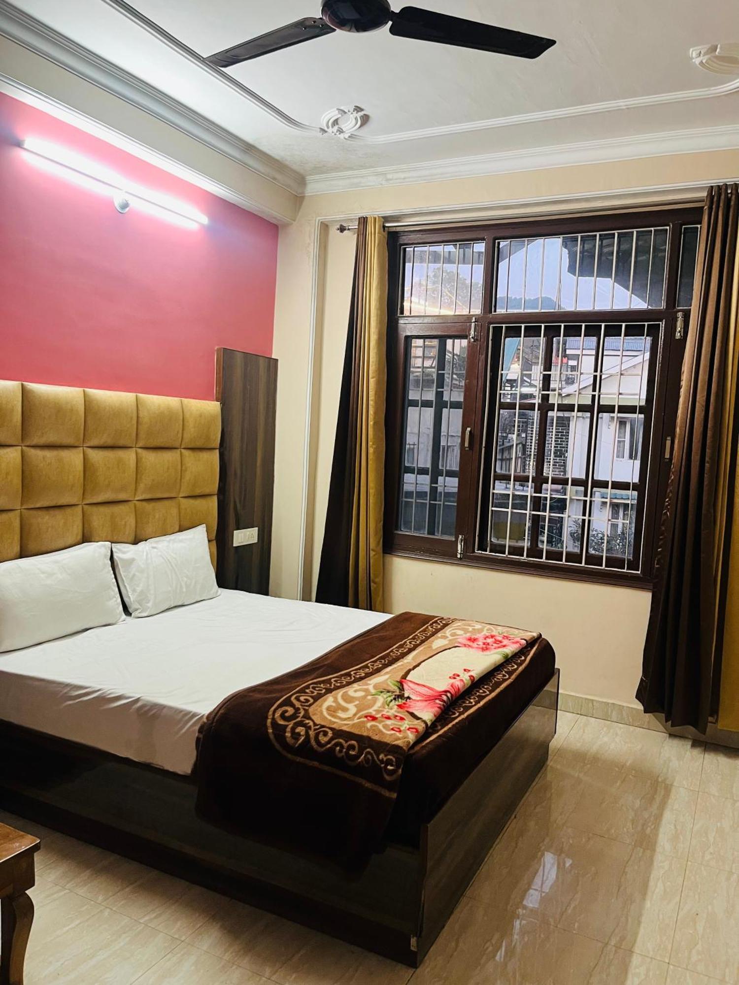 Star A One Bed & Breakfast Shimla