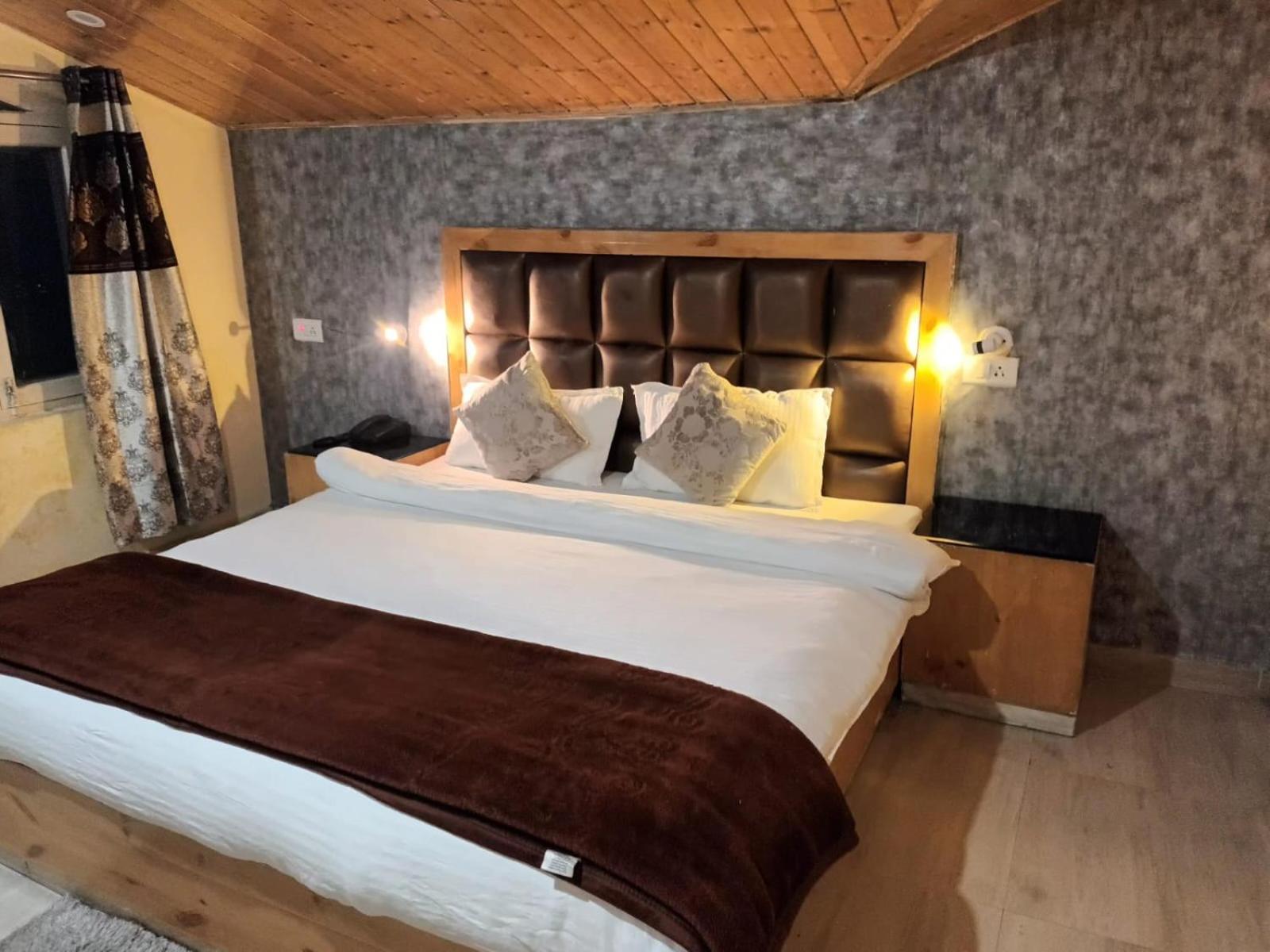 Hill View Bed & Breakfast *