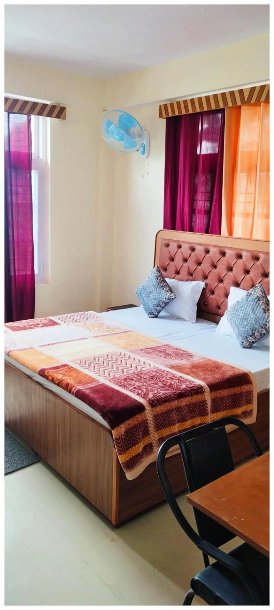 Hotel K R I S H N A B - B Near Mall Road And Temple Shimla