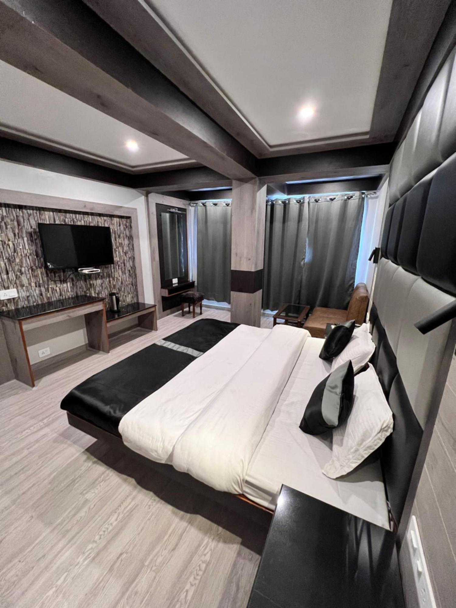 Hotel Victory And Restaurant By Gs Hospitality 4*