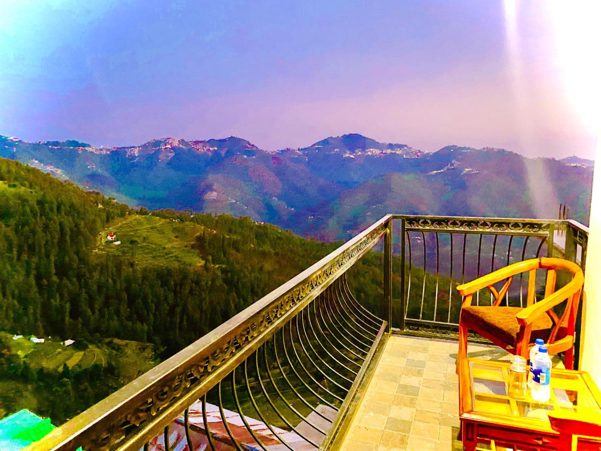 Hotel Royal Ace !! Mountain View Rooms!! Private Balcony!!