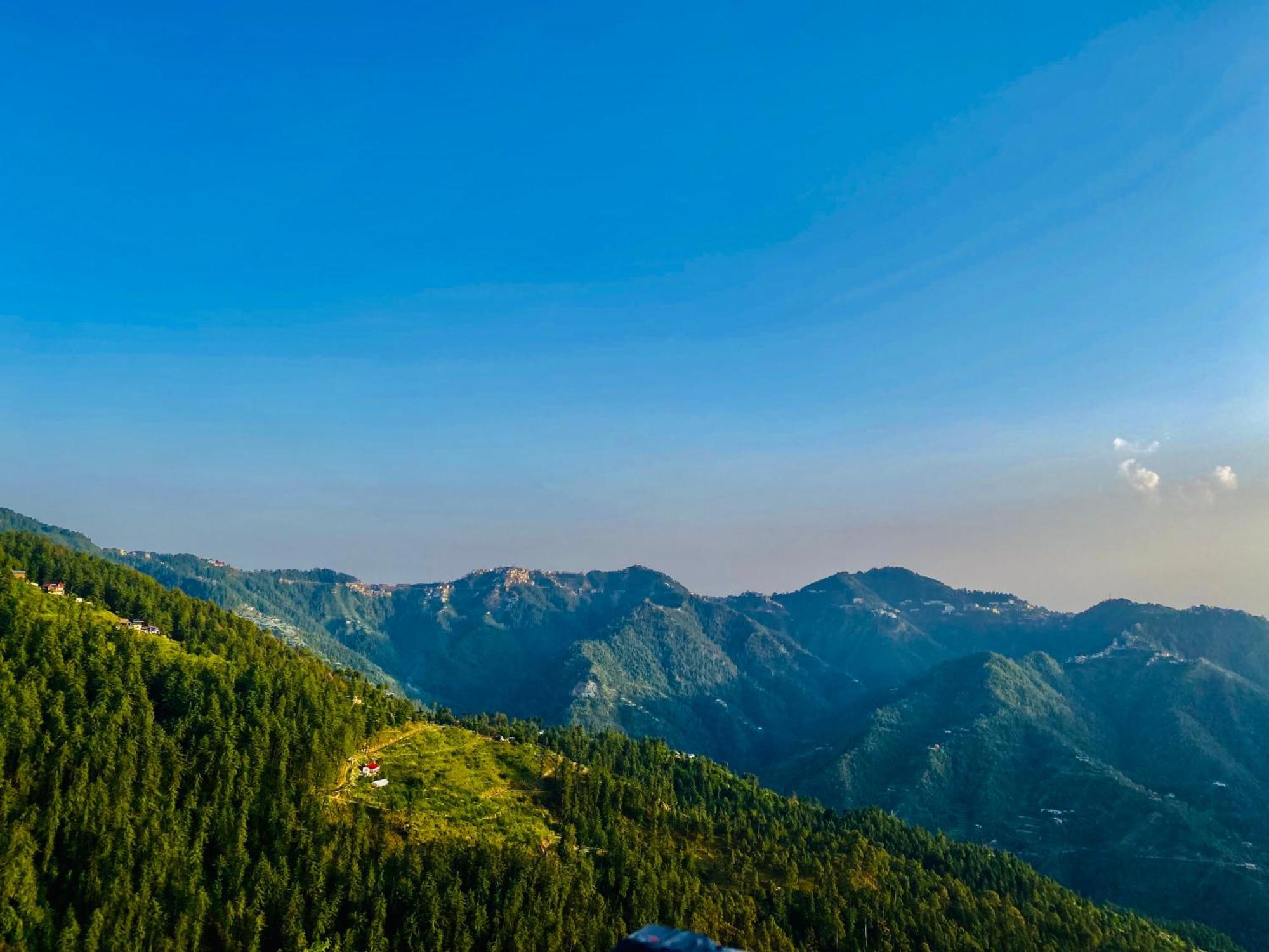 Royal Ace !! Mountain View Rooms!! Private Balcony!! Hotel Shimla
