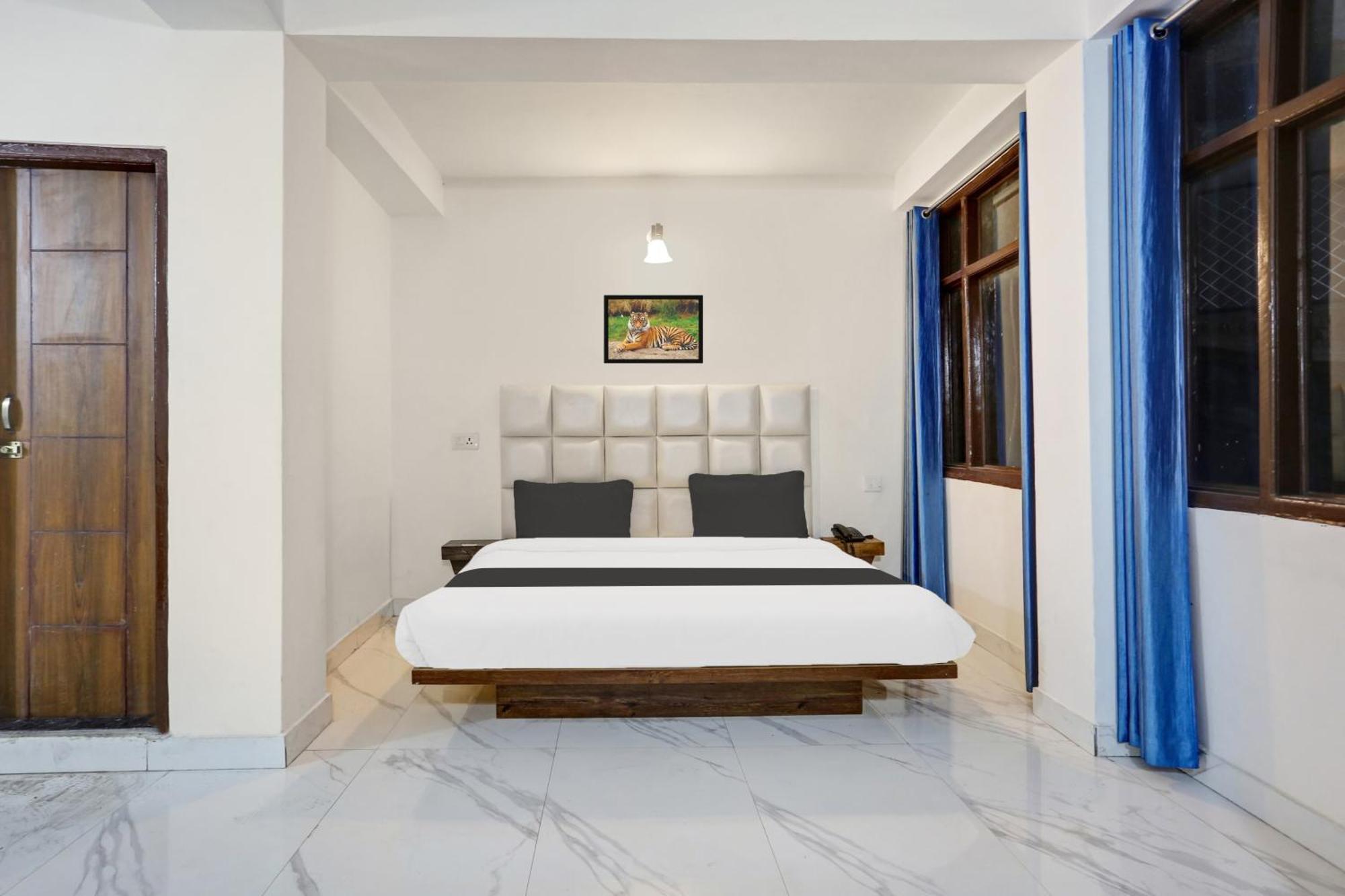 Hotel Super Townhouse Kachighati Formerly Palm Bliss