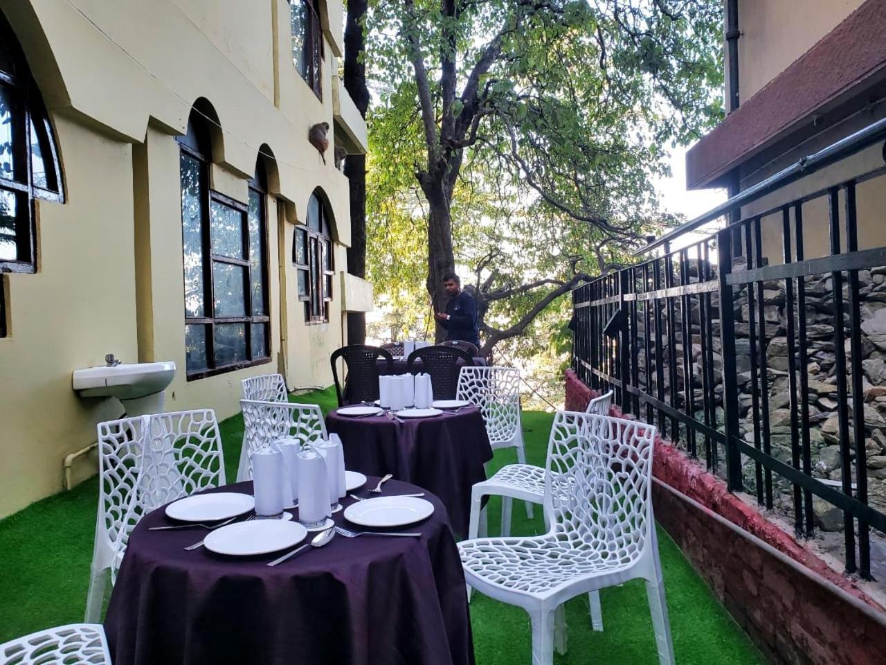 Taj Palace By Kalra Hospitality Near Mall Road Hotel