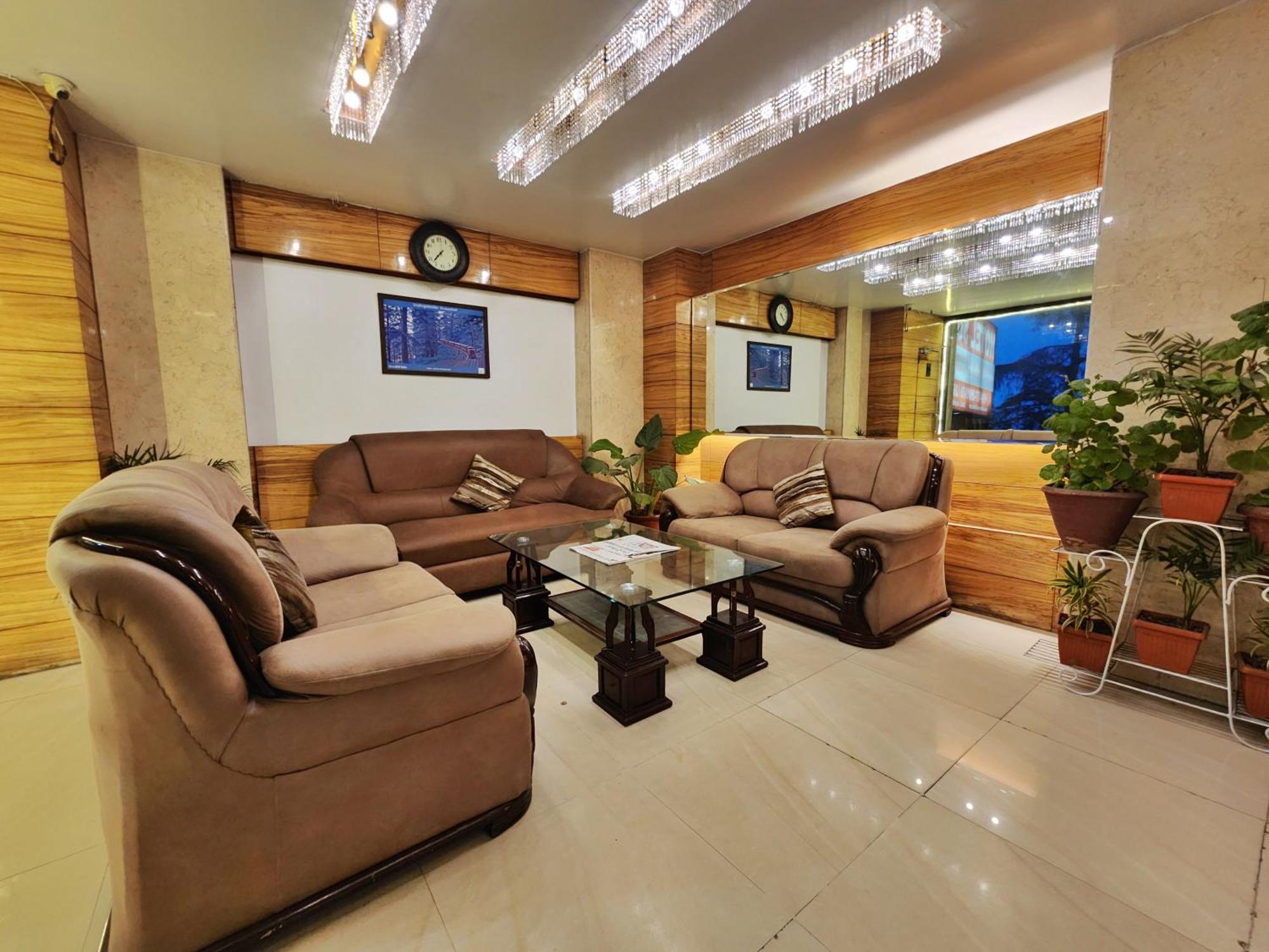 Hotel Surya