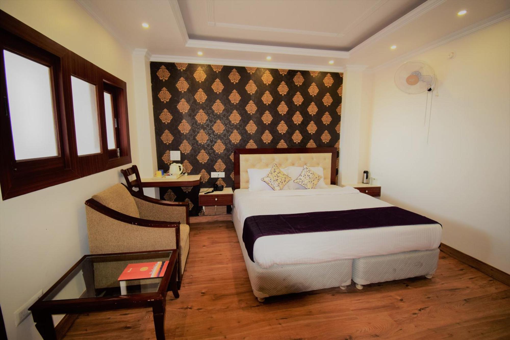 Himland East Drive In 3* Shimla