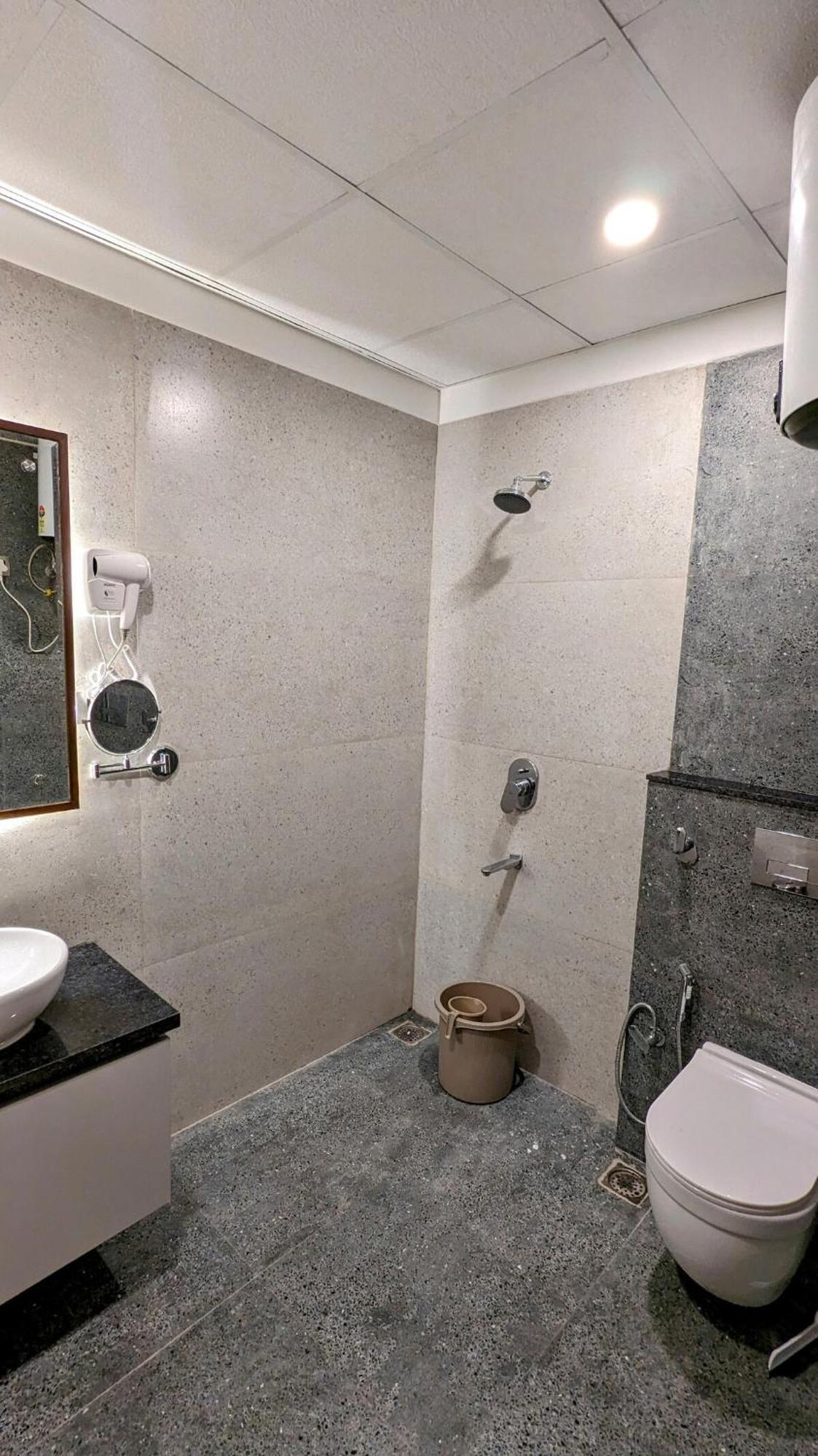 Staycation Apartment Shimla