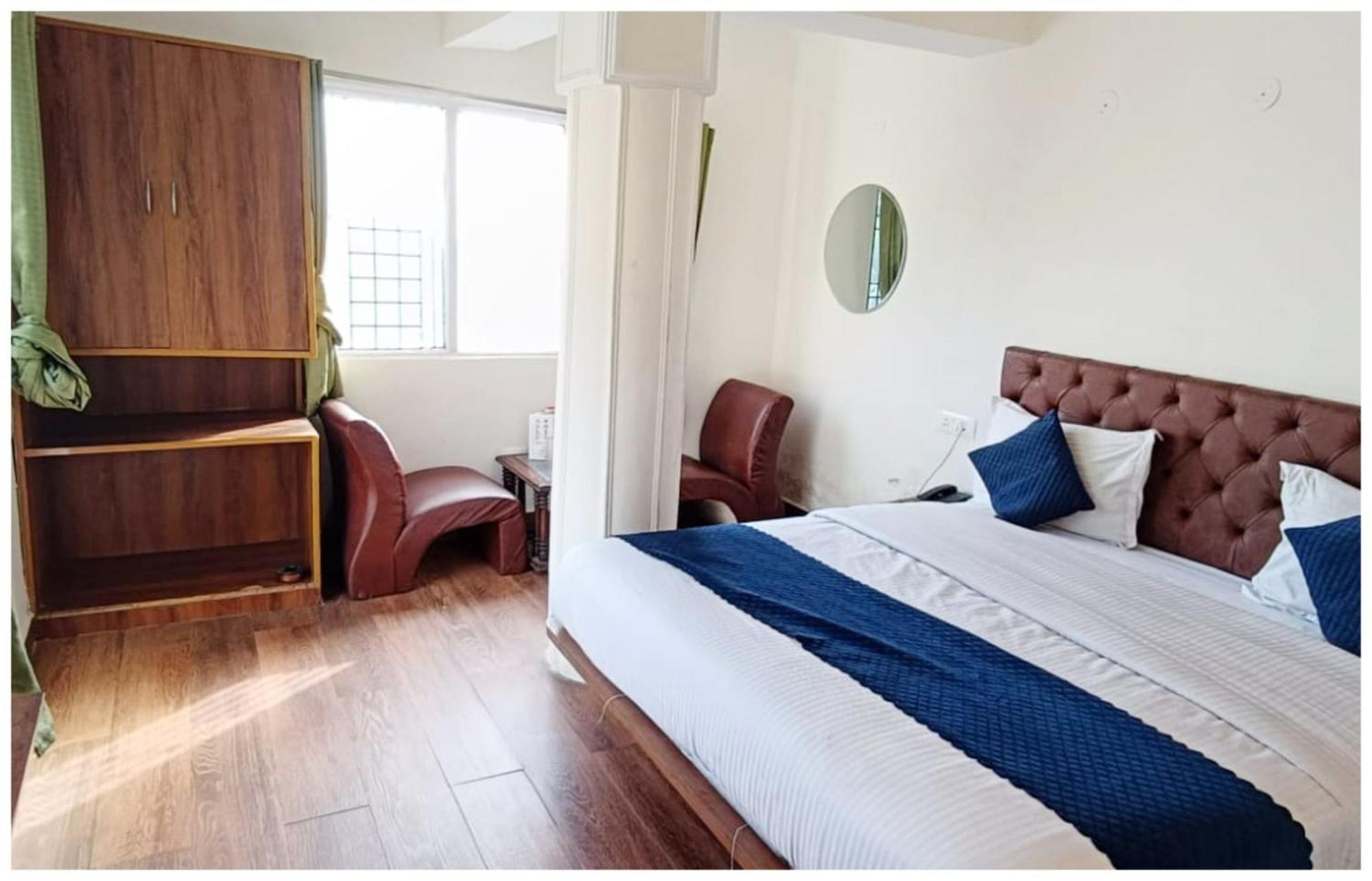 Budget - A P A S A R A - Near Tourism Lift - Baba Bhalku Rail Museum- Hygiene & Spacious - Budget 3* Shimla