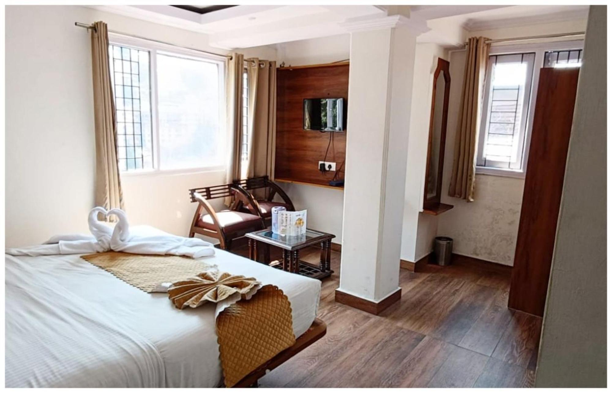 Budget - A P A S A R A - Near Tourism Lift - Baba Bhalku Rail Museum- Hygiene & Spacious - Budget 3*