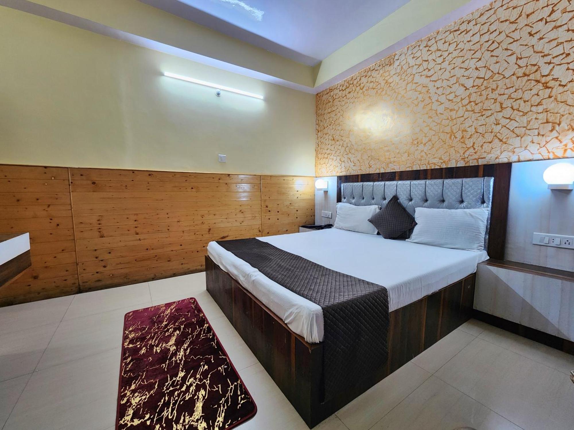 Taj Palace By Kalra Hospitality Near Mall Road Shimla