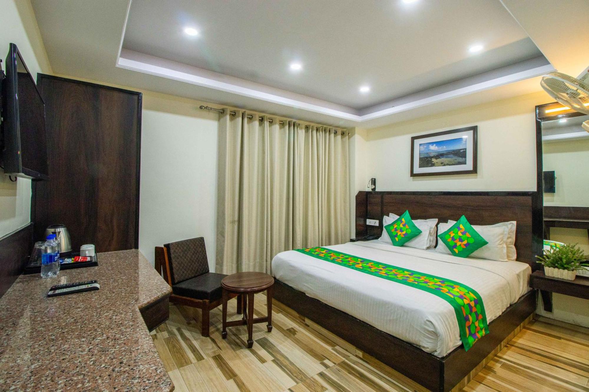 Treebo Maharaja, Near Mall Road Shimla