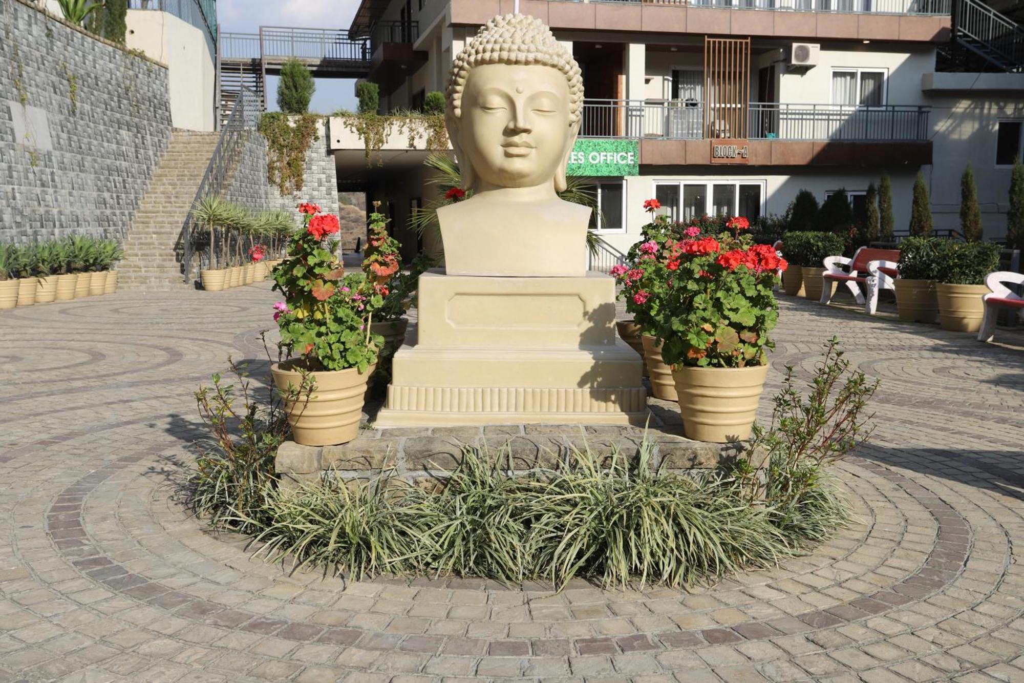 Hotel Juniper Whsiper Shimla