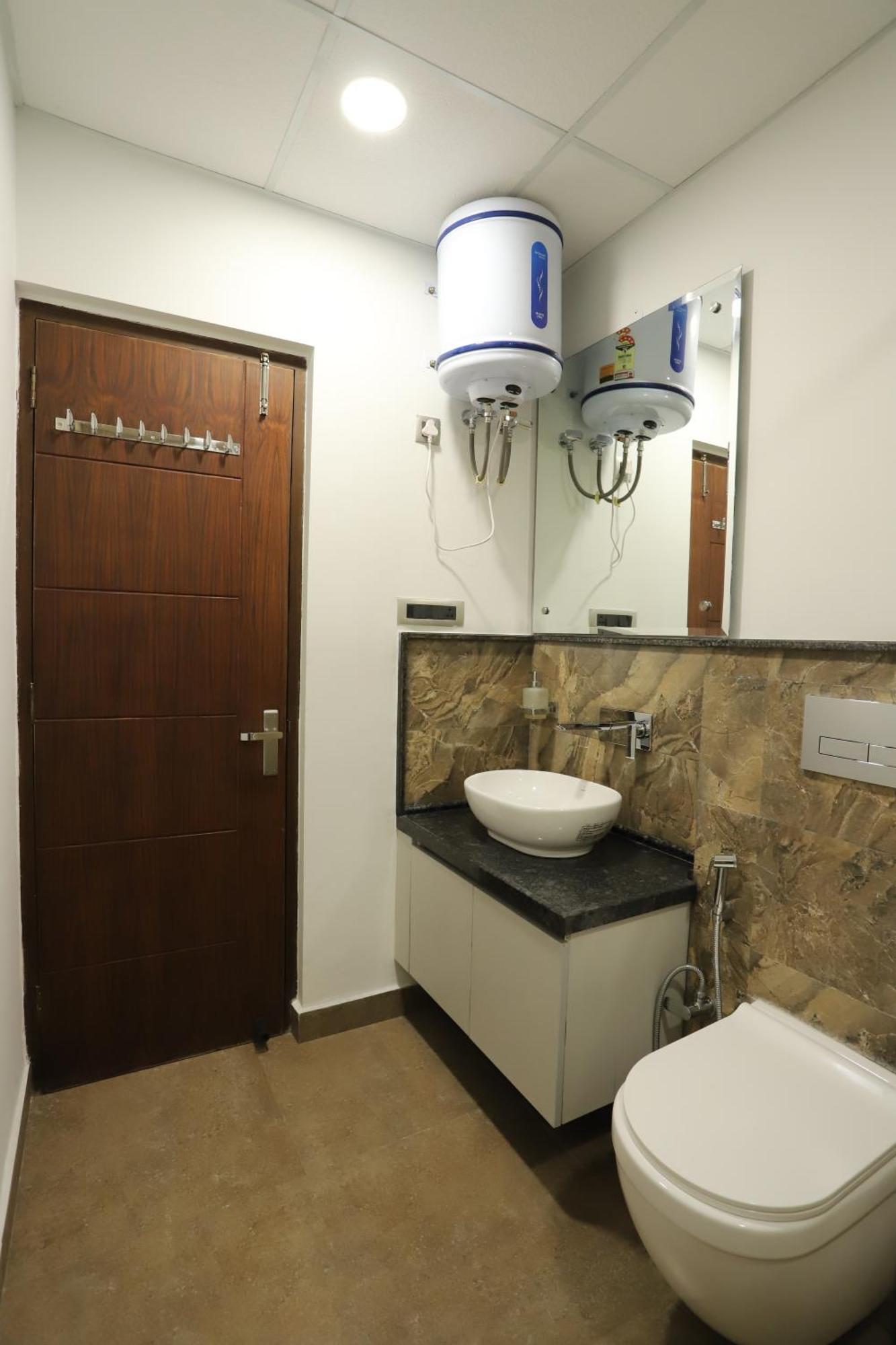 Juniper Whsiper Hotel 3*