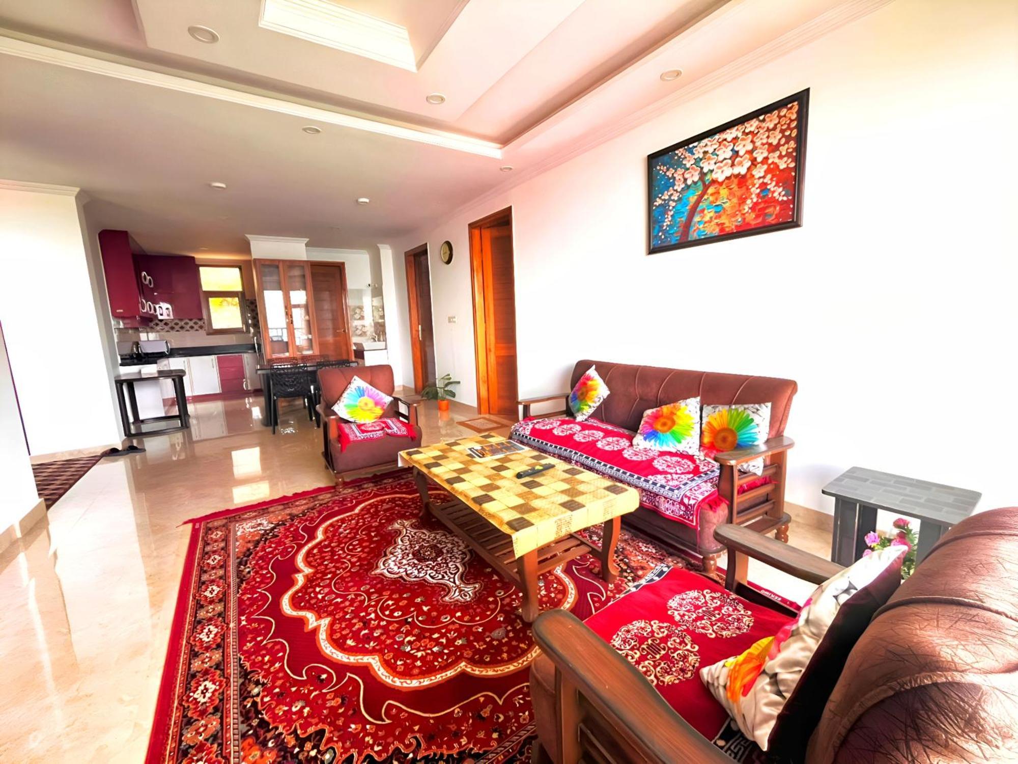 Baldeyan Breeze Family With Balcony View *