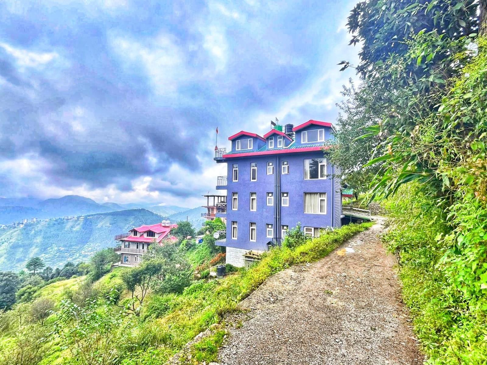 Apartment Baldeyan Breeze Family With Balcony View