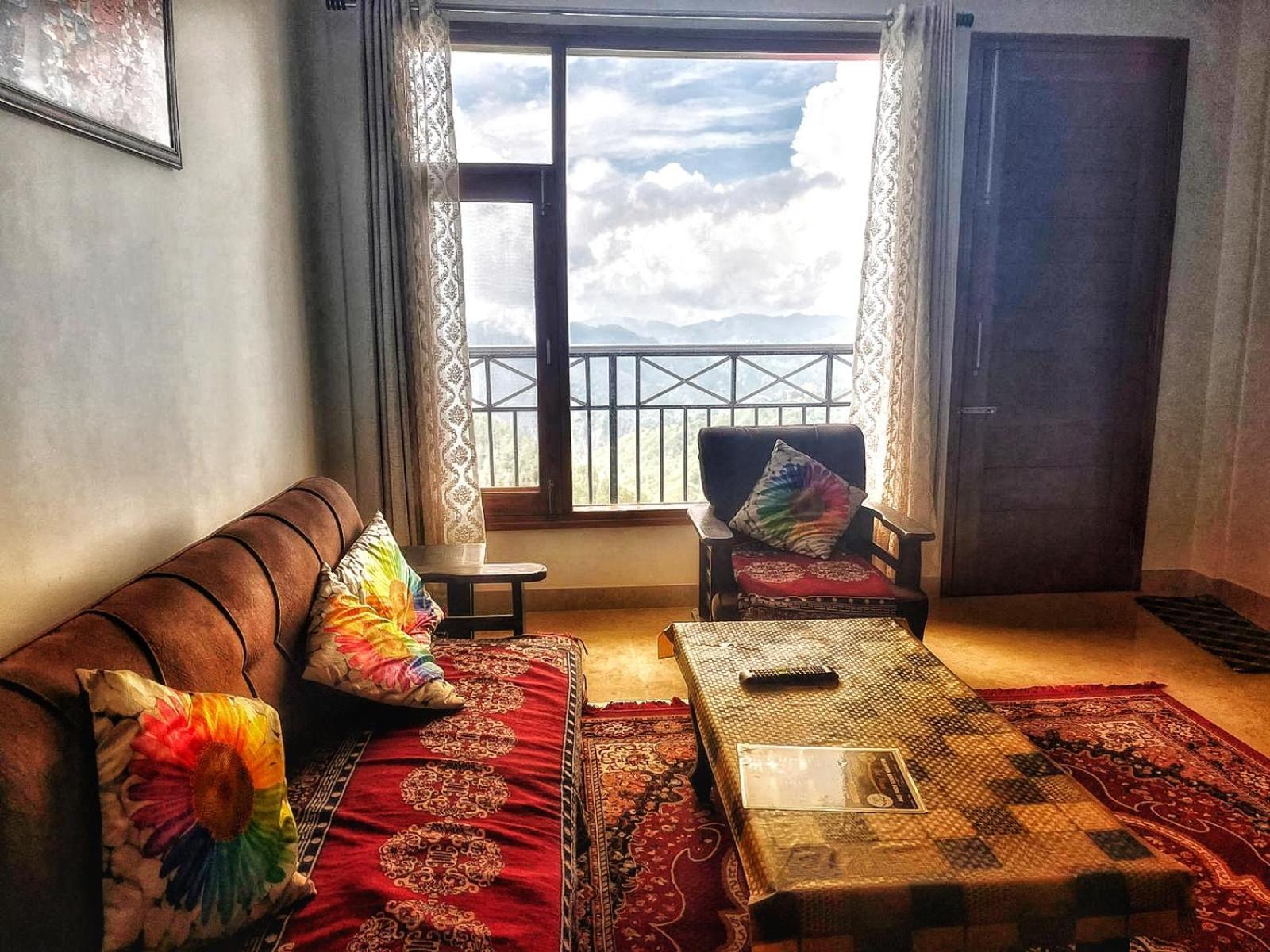 Apartment Baldeyan Breeze Family With Balcony View