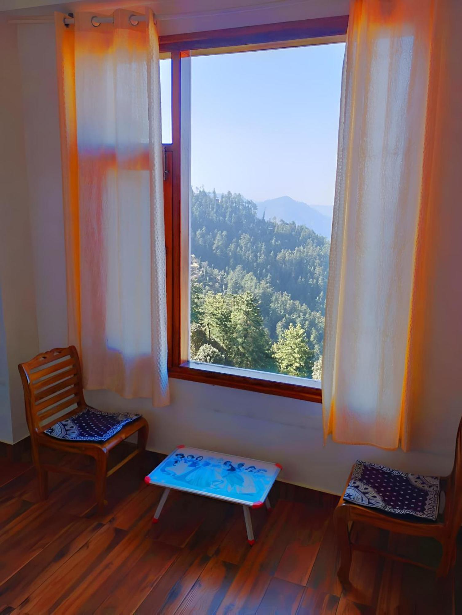 Apartment Baldeyan Breeze Family With Balcony View
