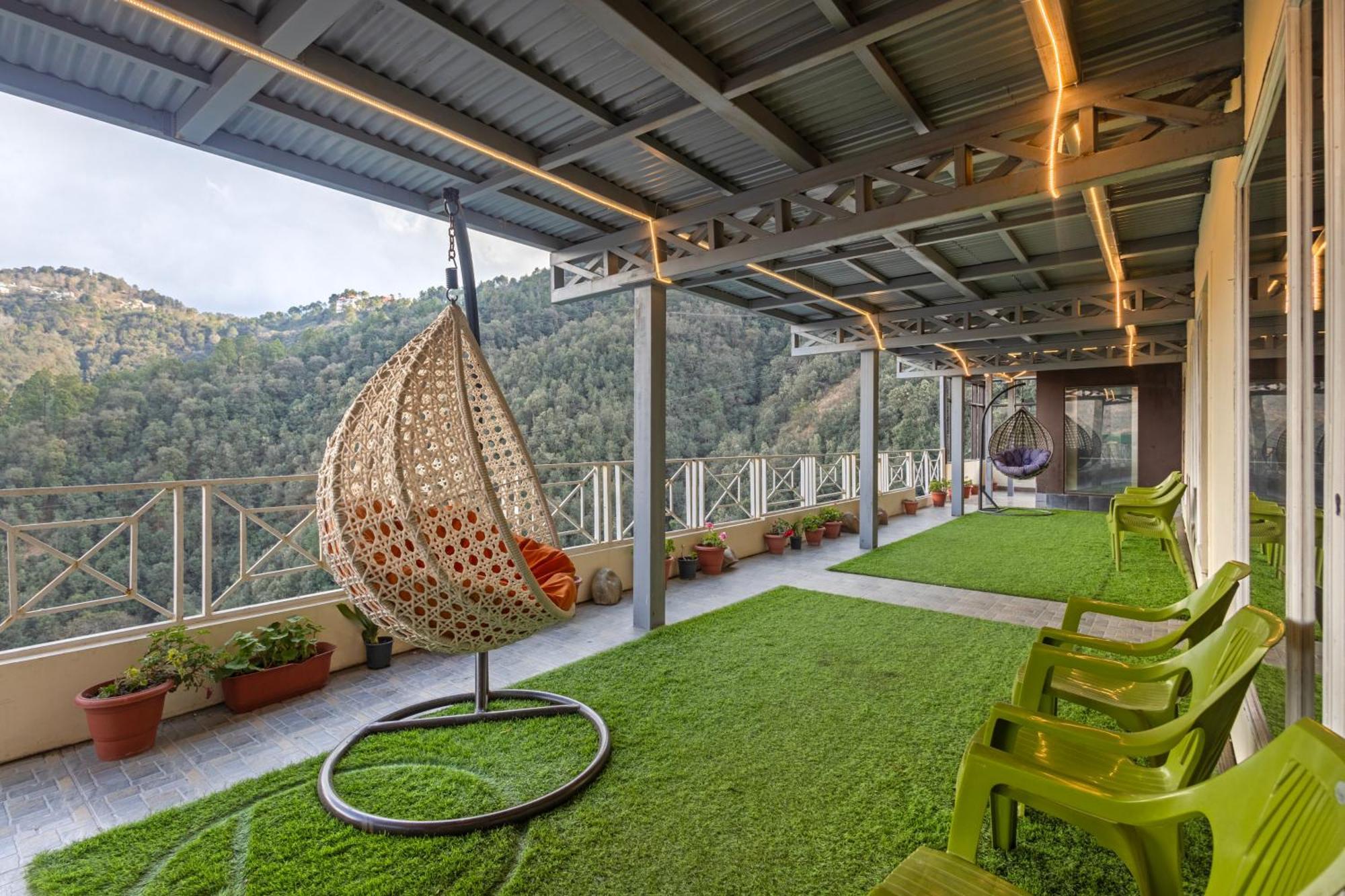 Treebo Lords Garden Glory With Valley View & Centralized Heating 3* Shimla