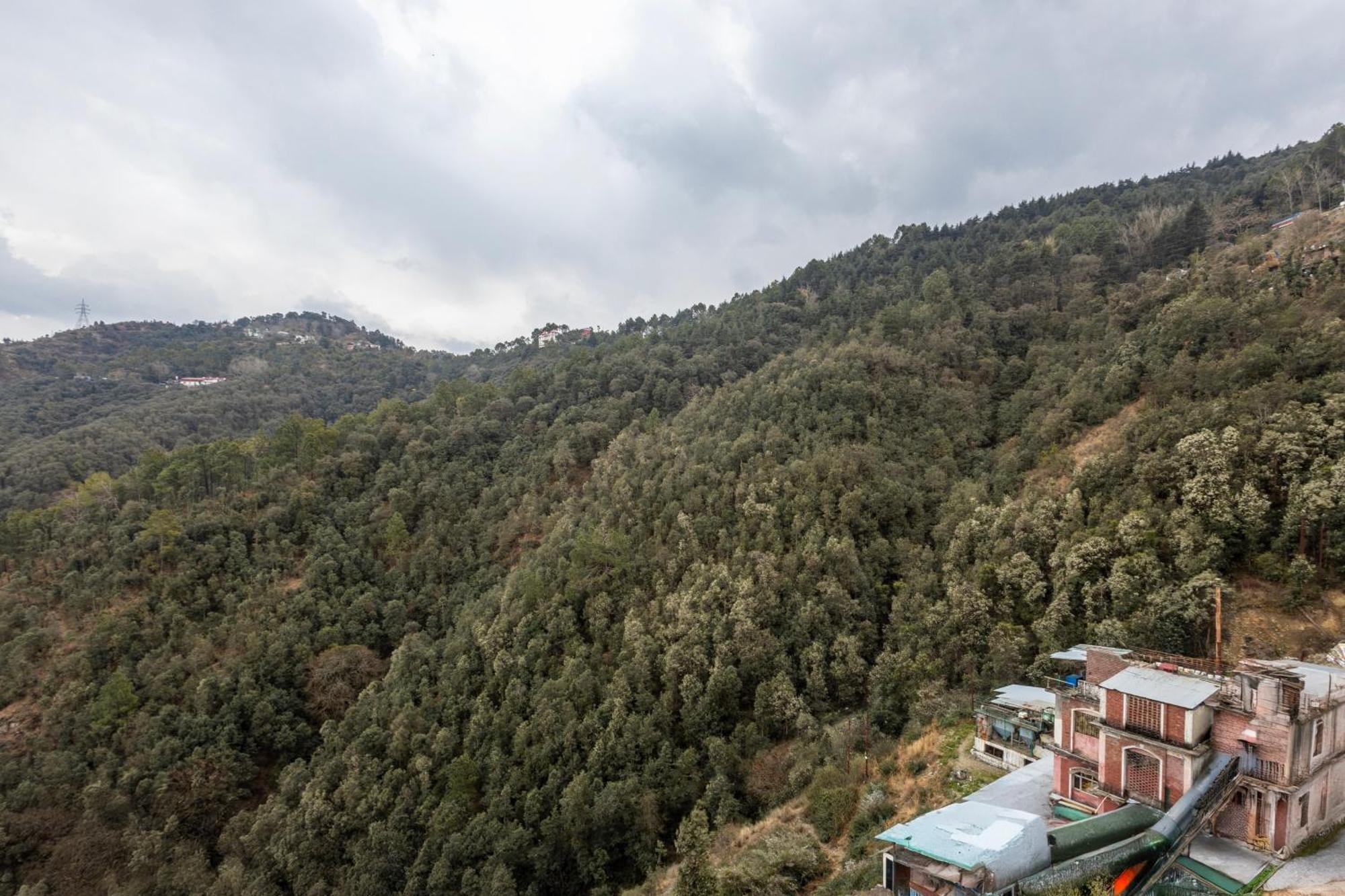 Hotel Treebo Lords Garden Glory With Valley View & Centralized Heating