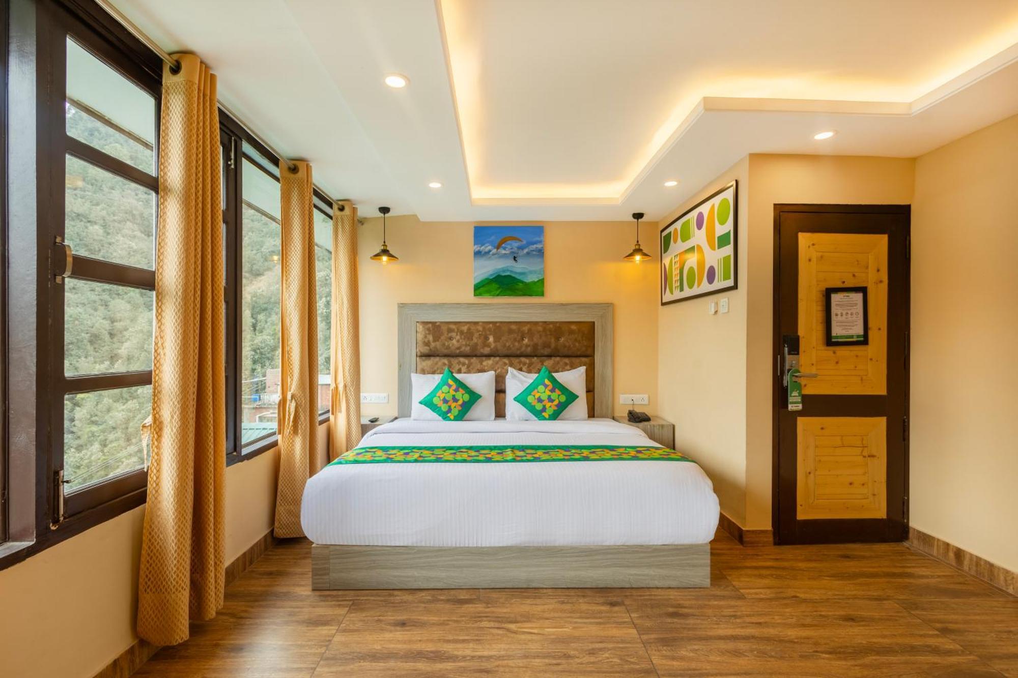 Treebo Lords Garden Glory With Valley View & Centralized Heating 3*