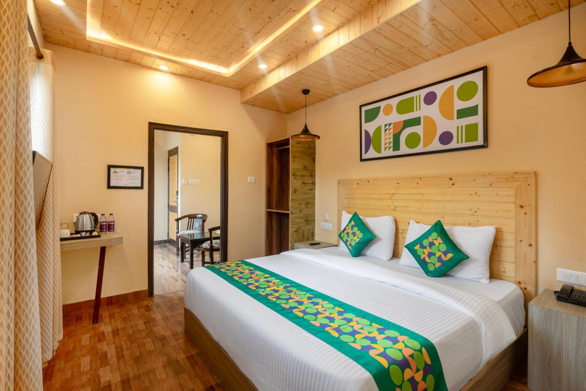 Treebo Lords Garden Glory With Valley View & Centralized Heating Shimla