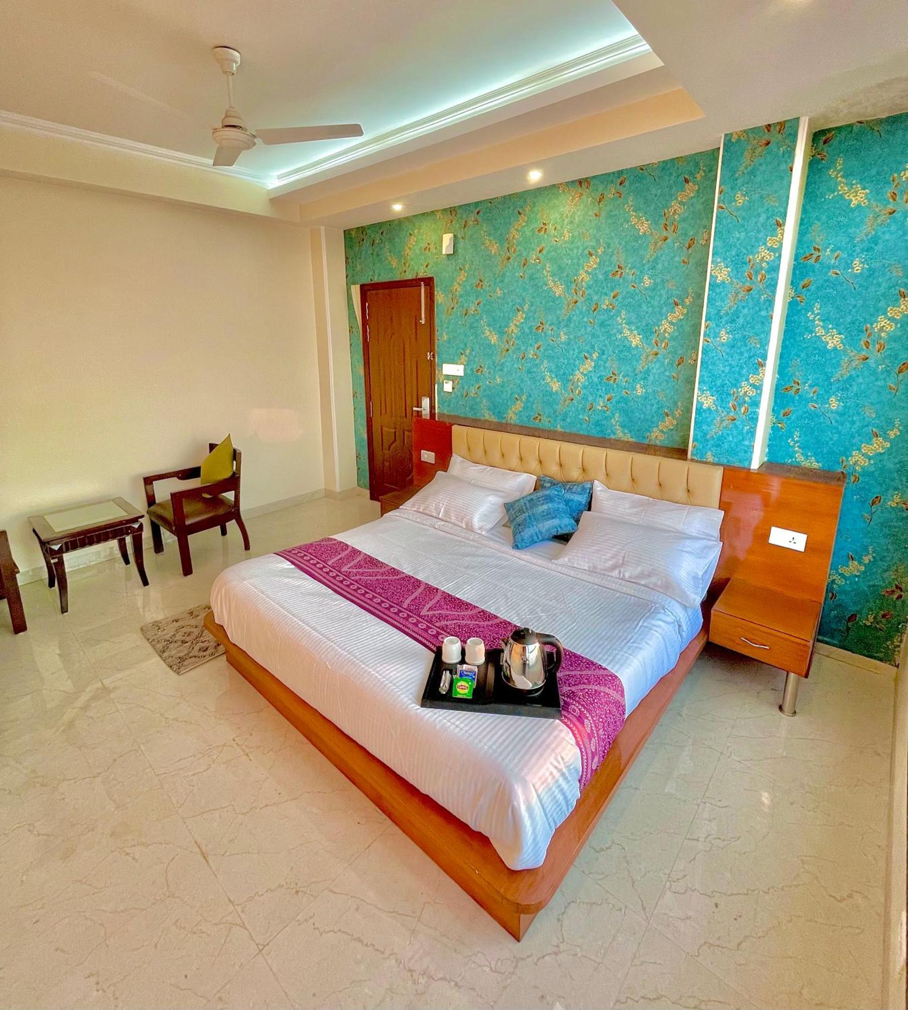 Hotel The Waypoint Shimla