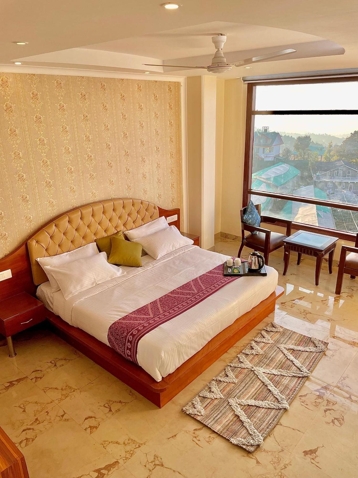 Hotel The Waypoint *