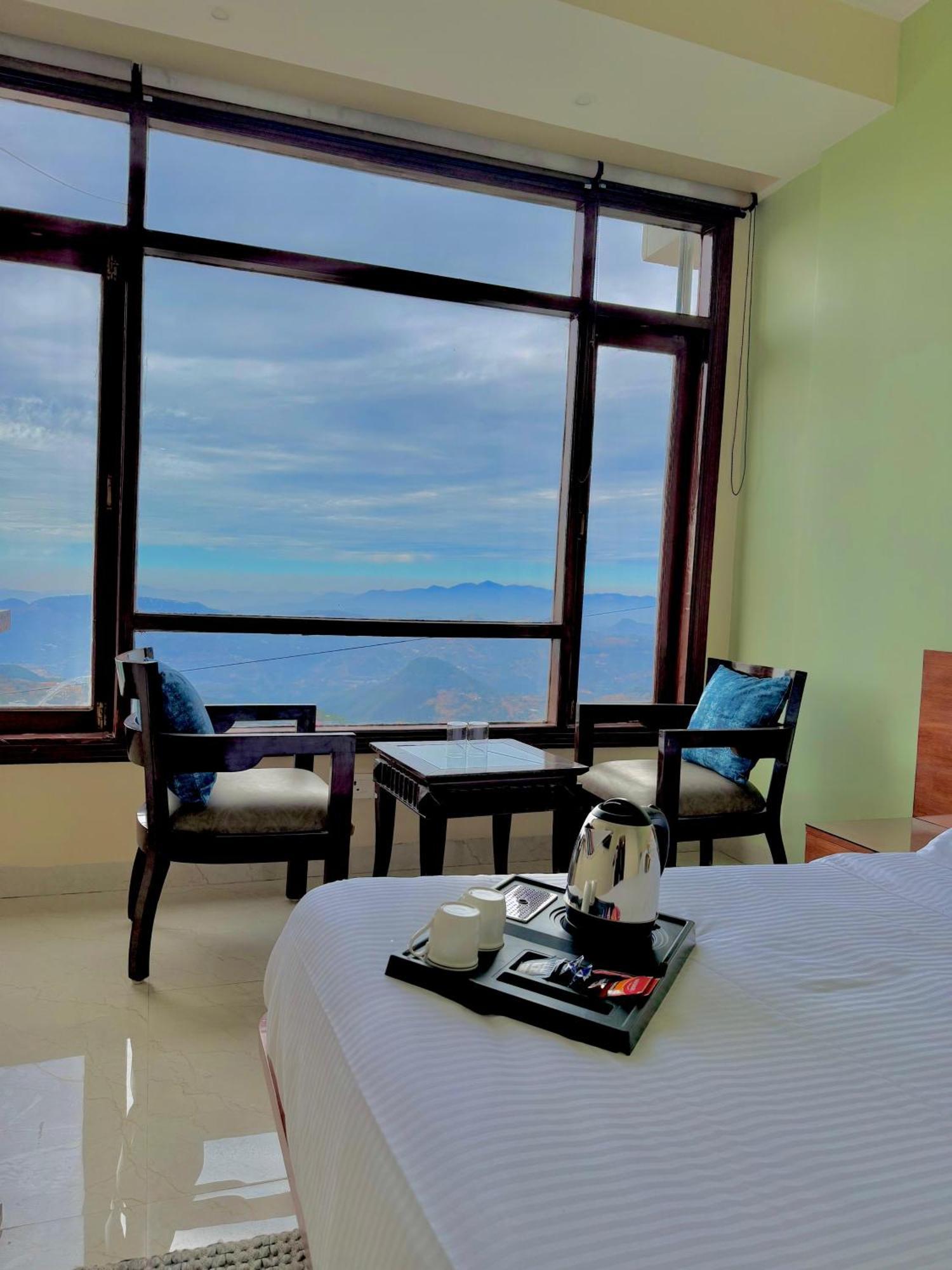 Hotel The Waypoint