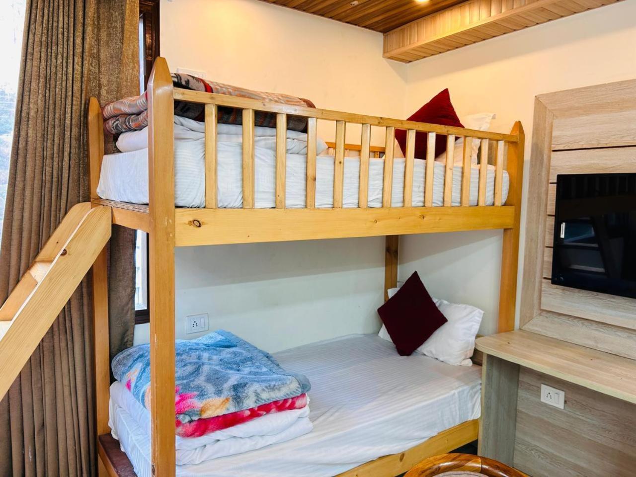 Homestay Yog Maya Near Sankat Mochan Temple Shimla