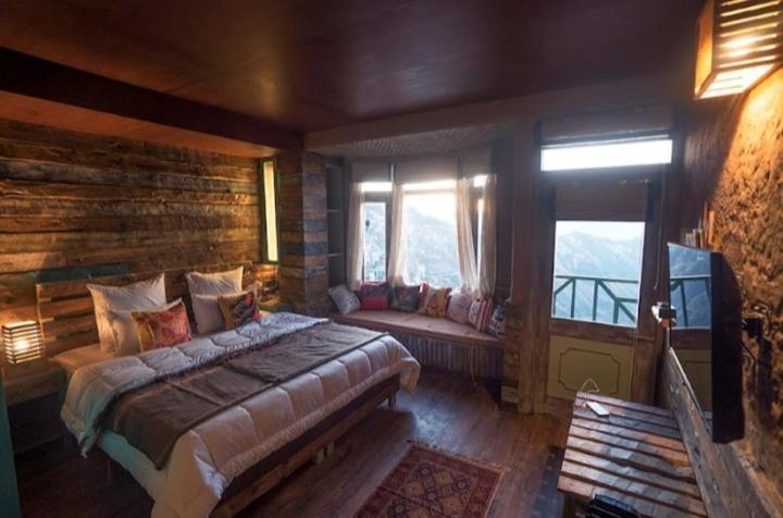 Hotel Meenabagh Homes