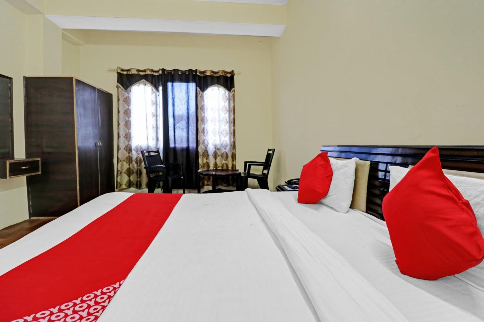 Hotel O New Shushant Regency