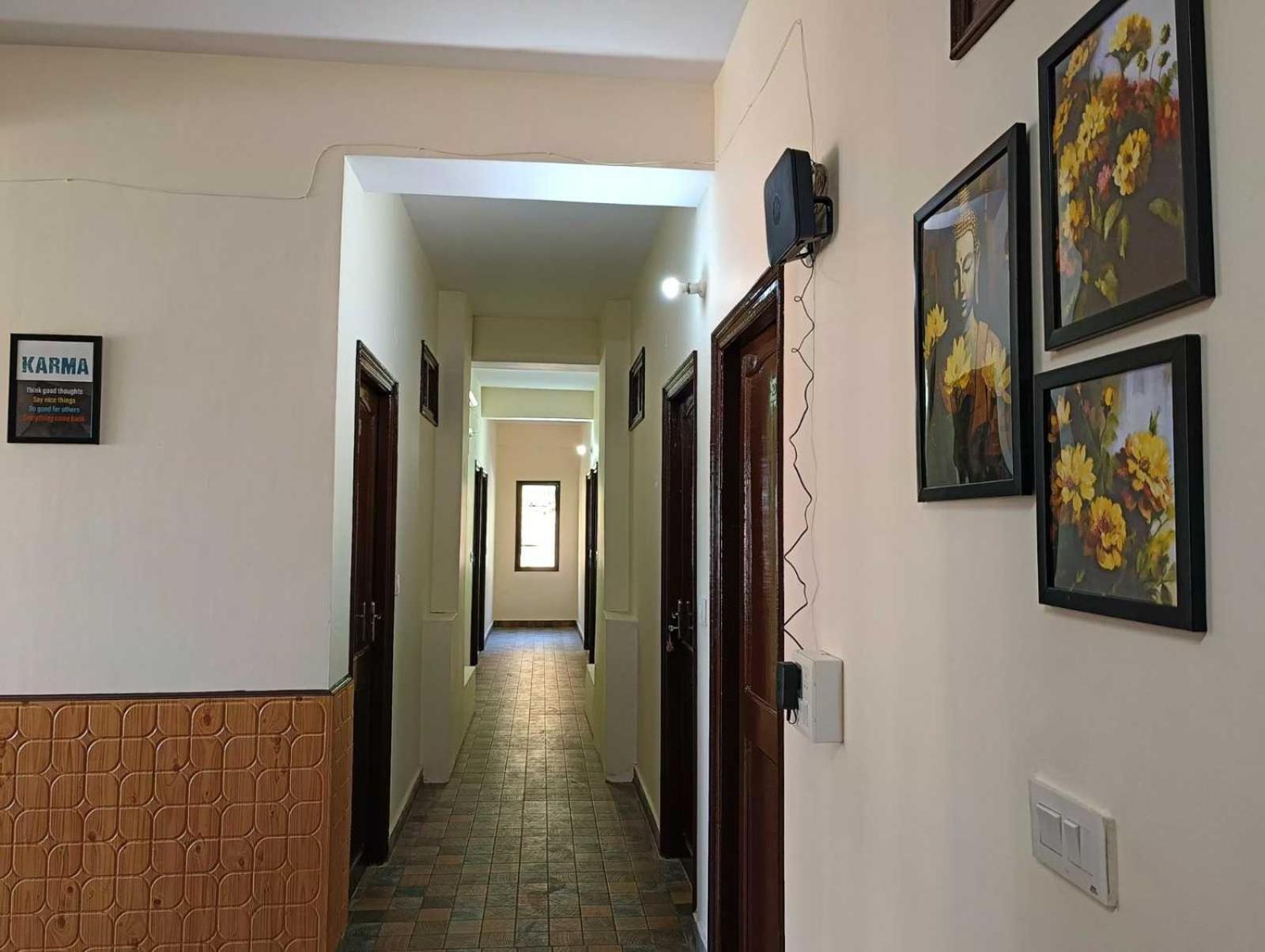 O New Shushant Regency 4*