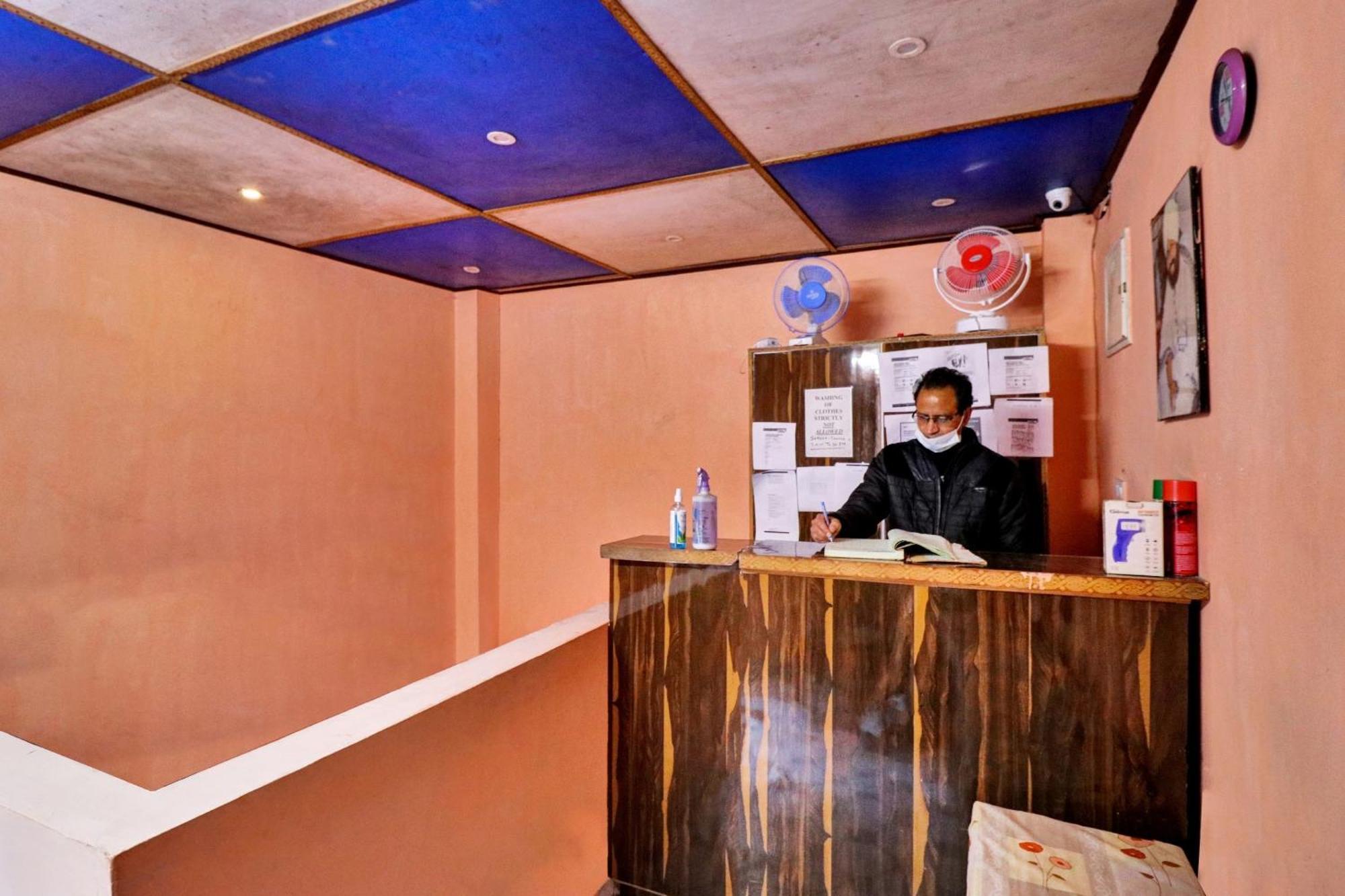 O New Shushant Regency 4*