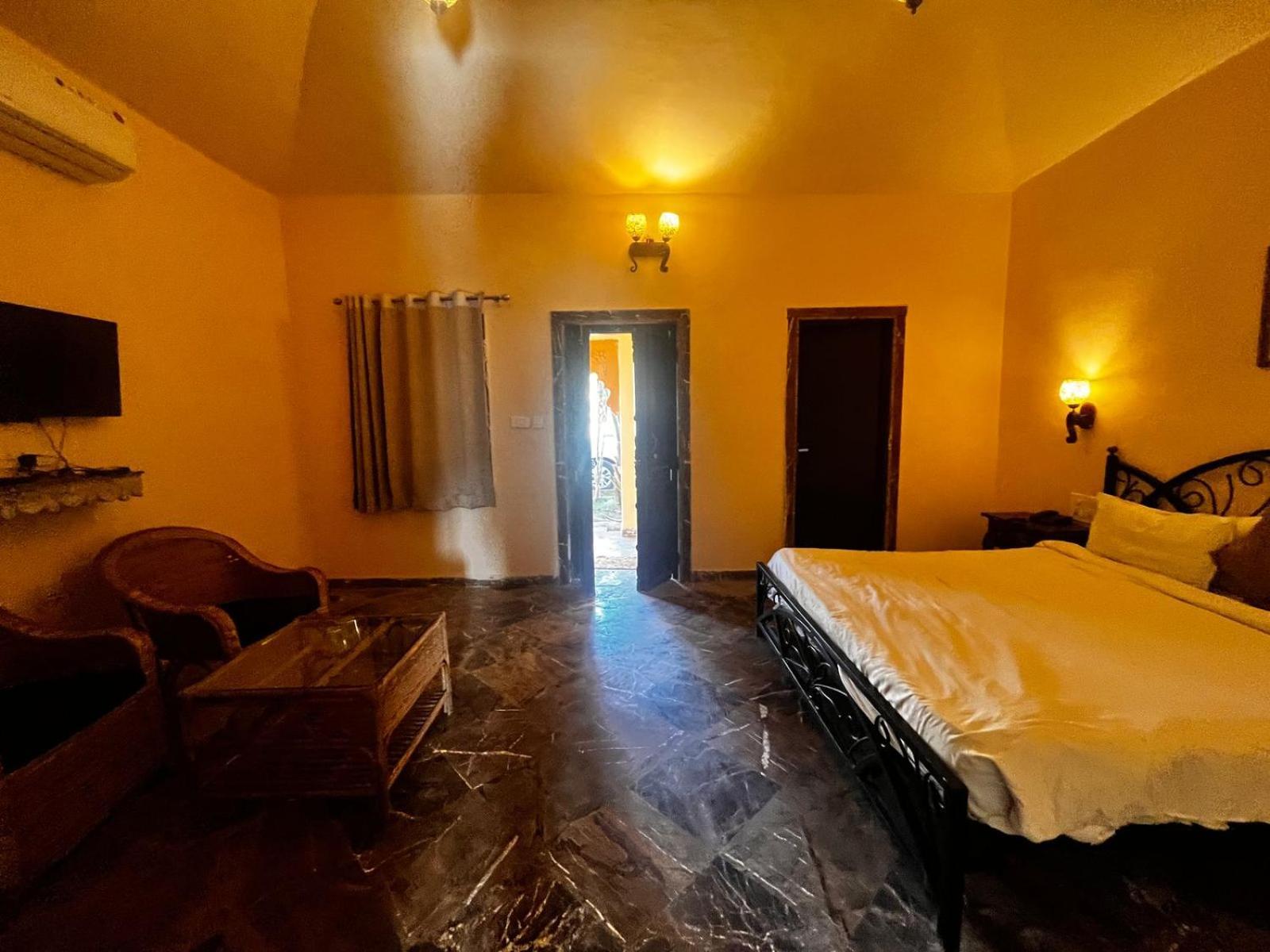 Sanjay Hotel