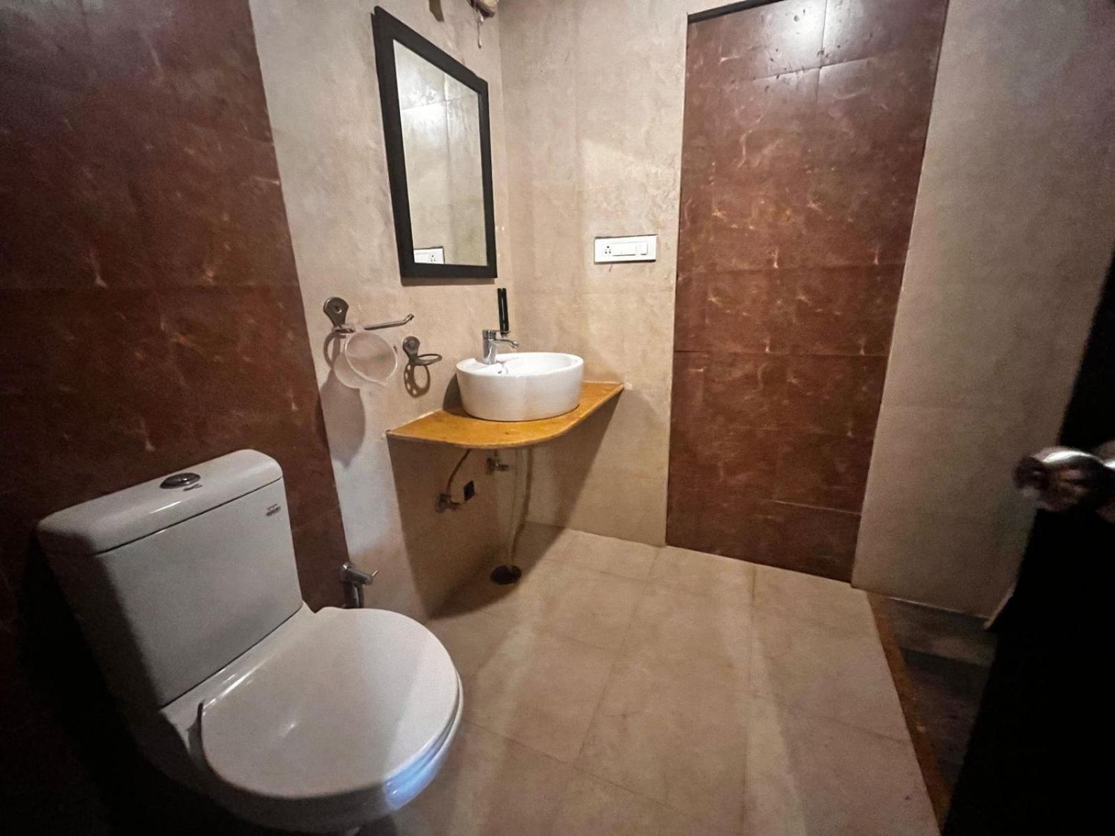 Hotel Sanjay