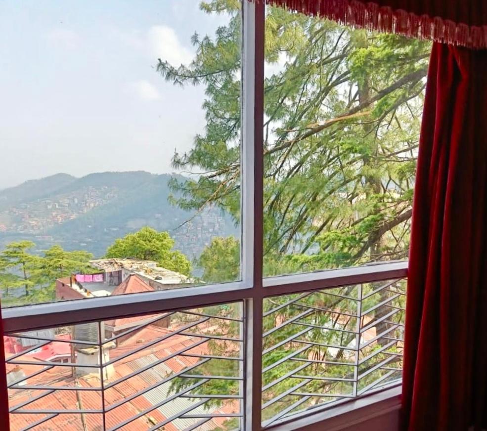 The Boho Near Mall Bed & Breakfast