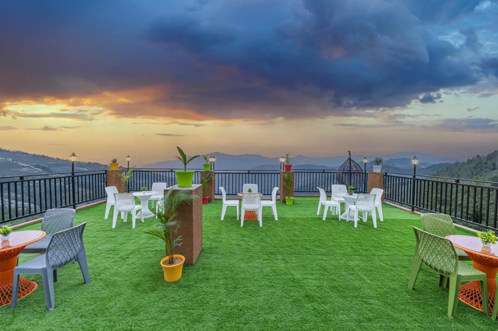 The Countryside Retreat I Vacations I Conference I Mice I Family Events I Open Air Terrace I Sky Bonfire I Kufri By Exotic Hotel 3*
