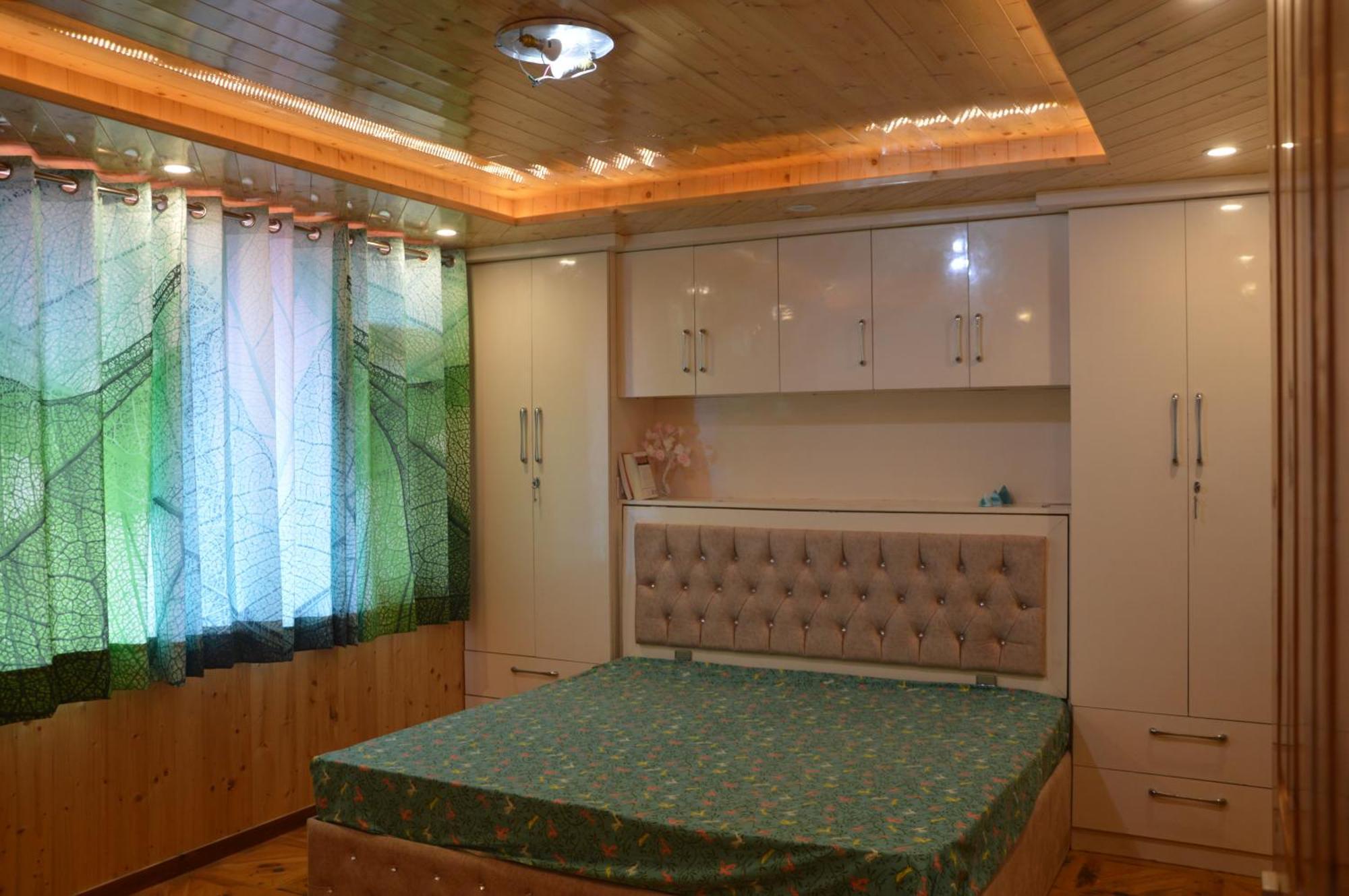 Homestay The Banoak Homes Mashobra