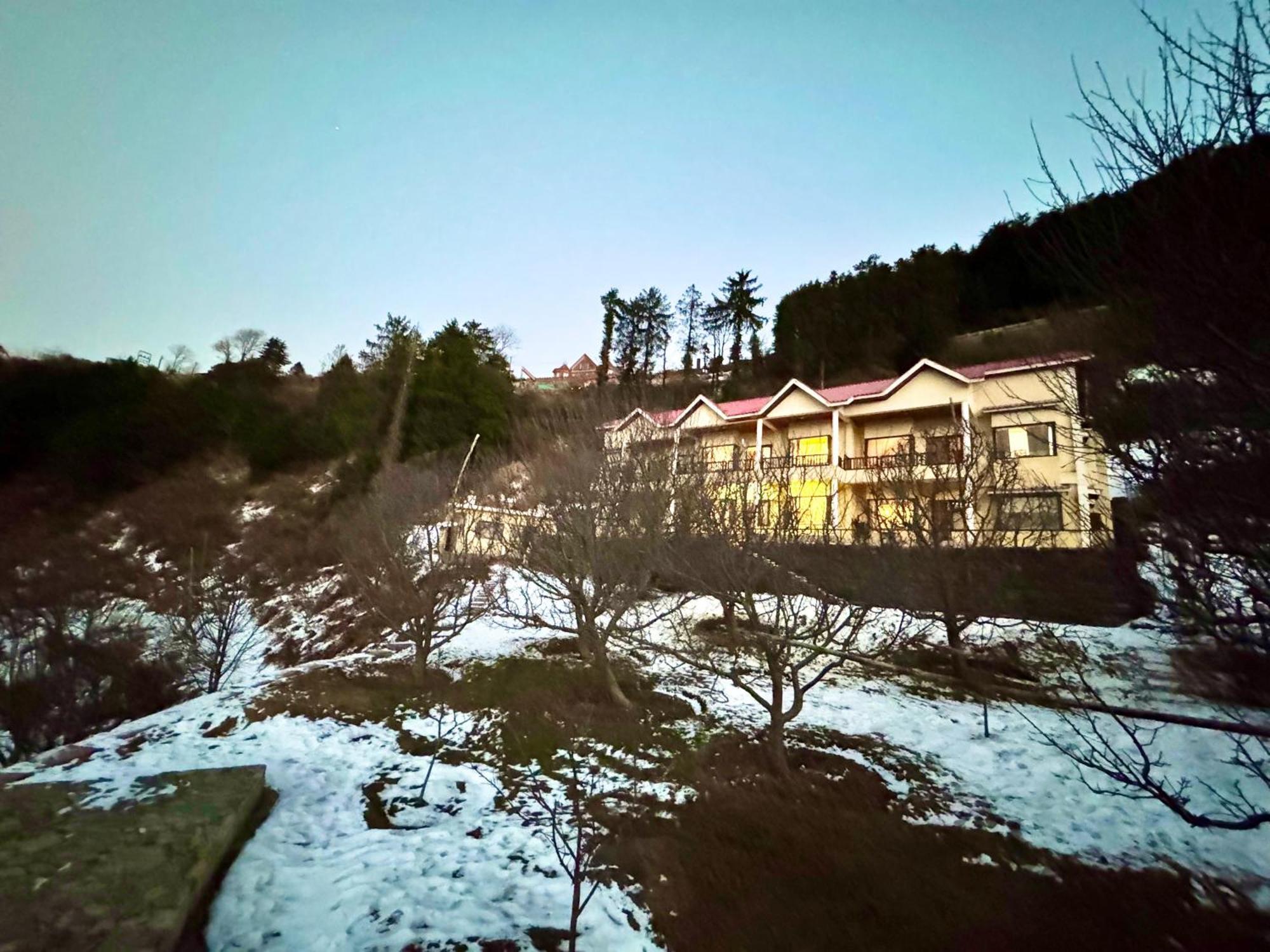 The Kufri Root I Vacations I Conference I Family Events I Kufri By Charvi Retreat
