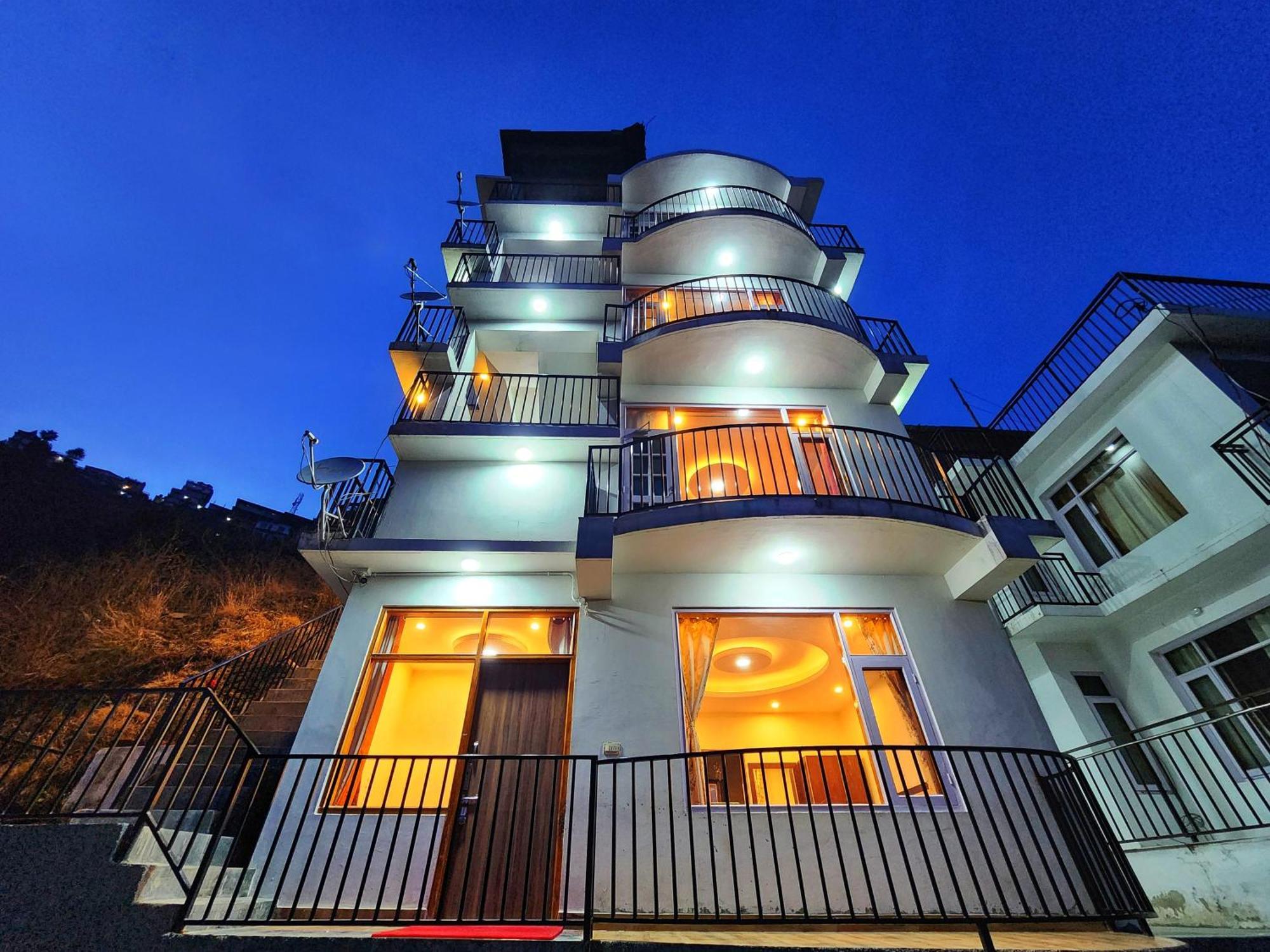Homestay Royal Cedar