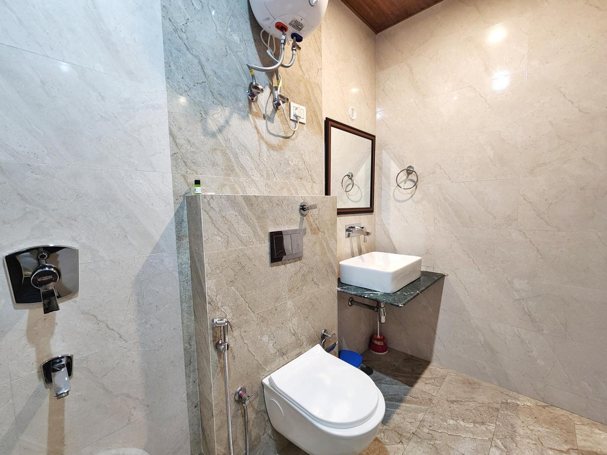 Royal Cedar Homestay