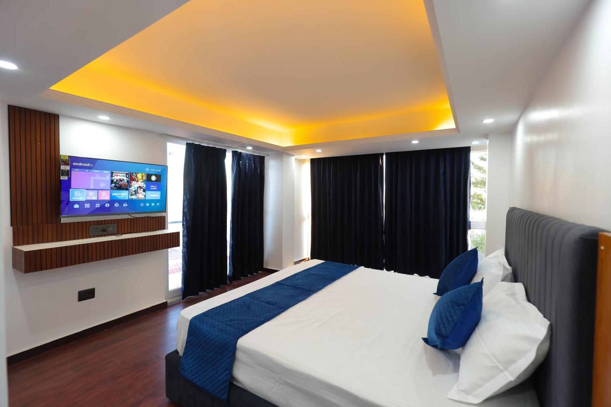 White Castle Hotel 4*