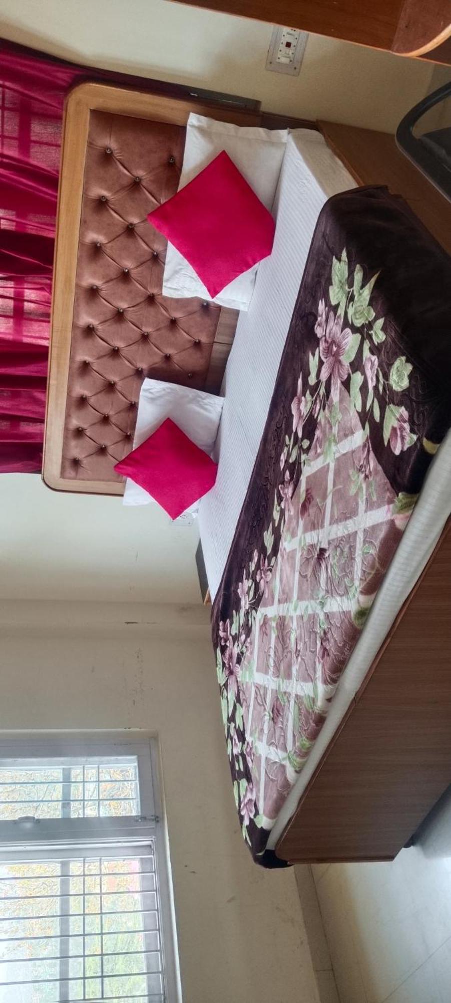Homestay Krishna Hill Near Mall Road *