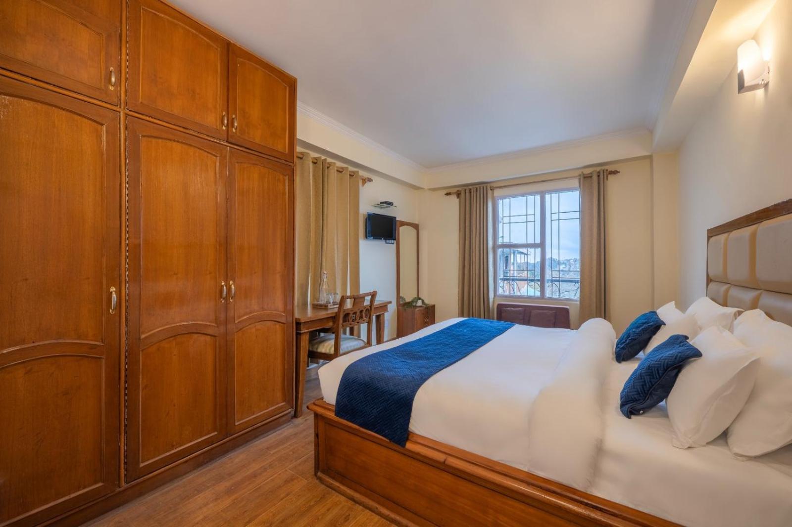 Deepwoods Hotel Shimla
