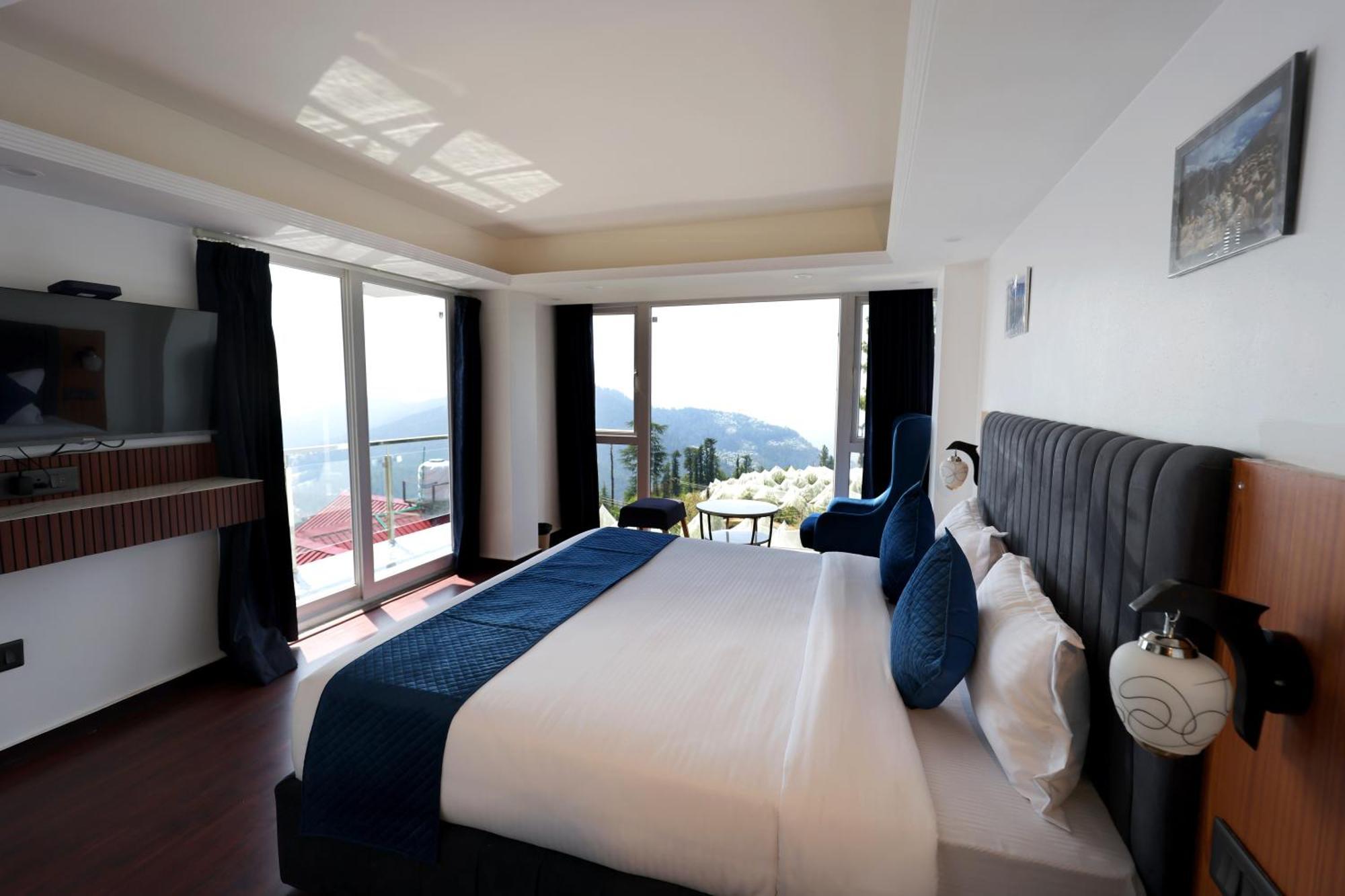 Hotel White Castle
