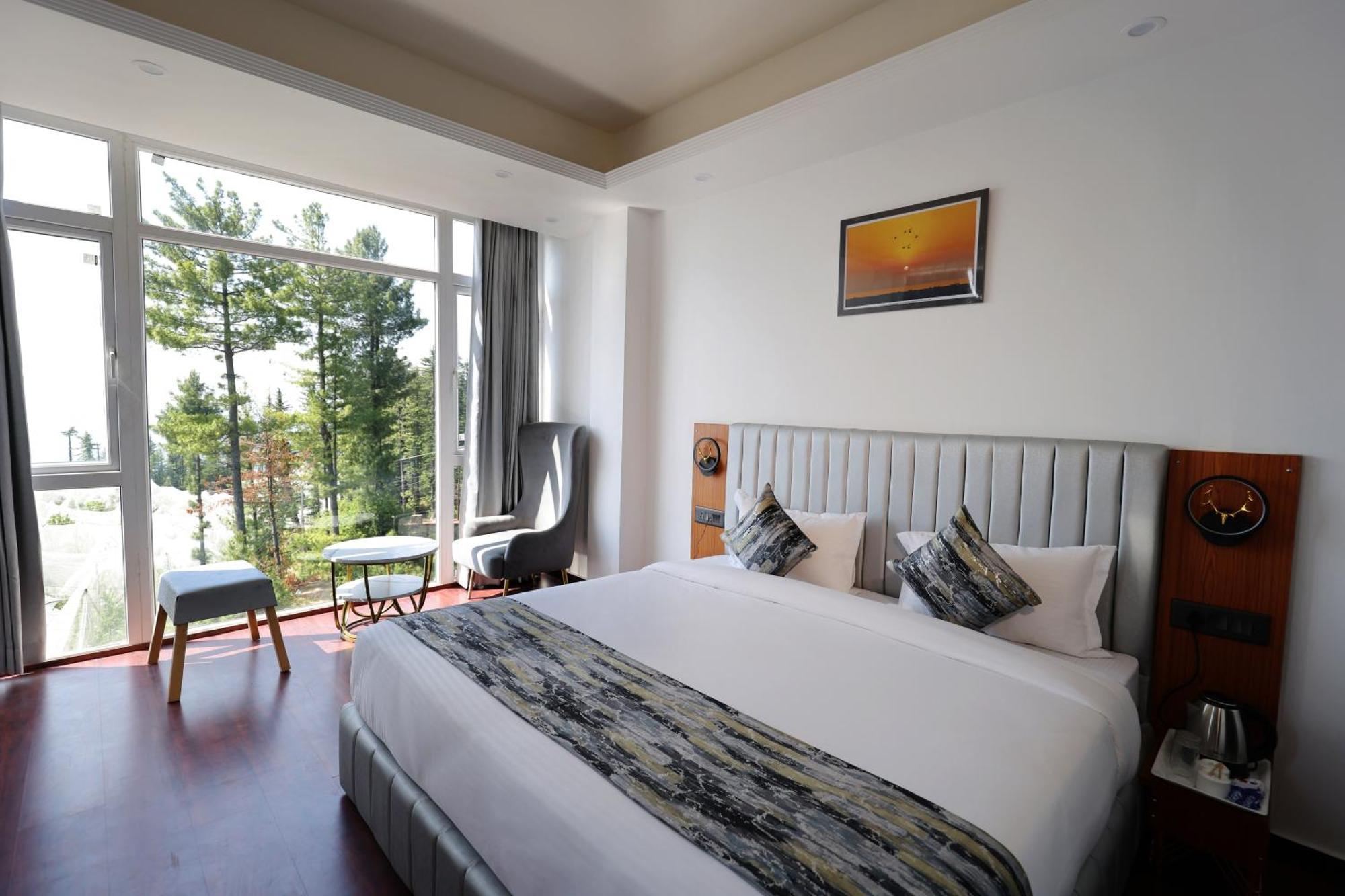 Hotel White Castle 4*